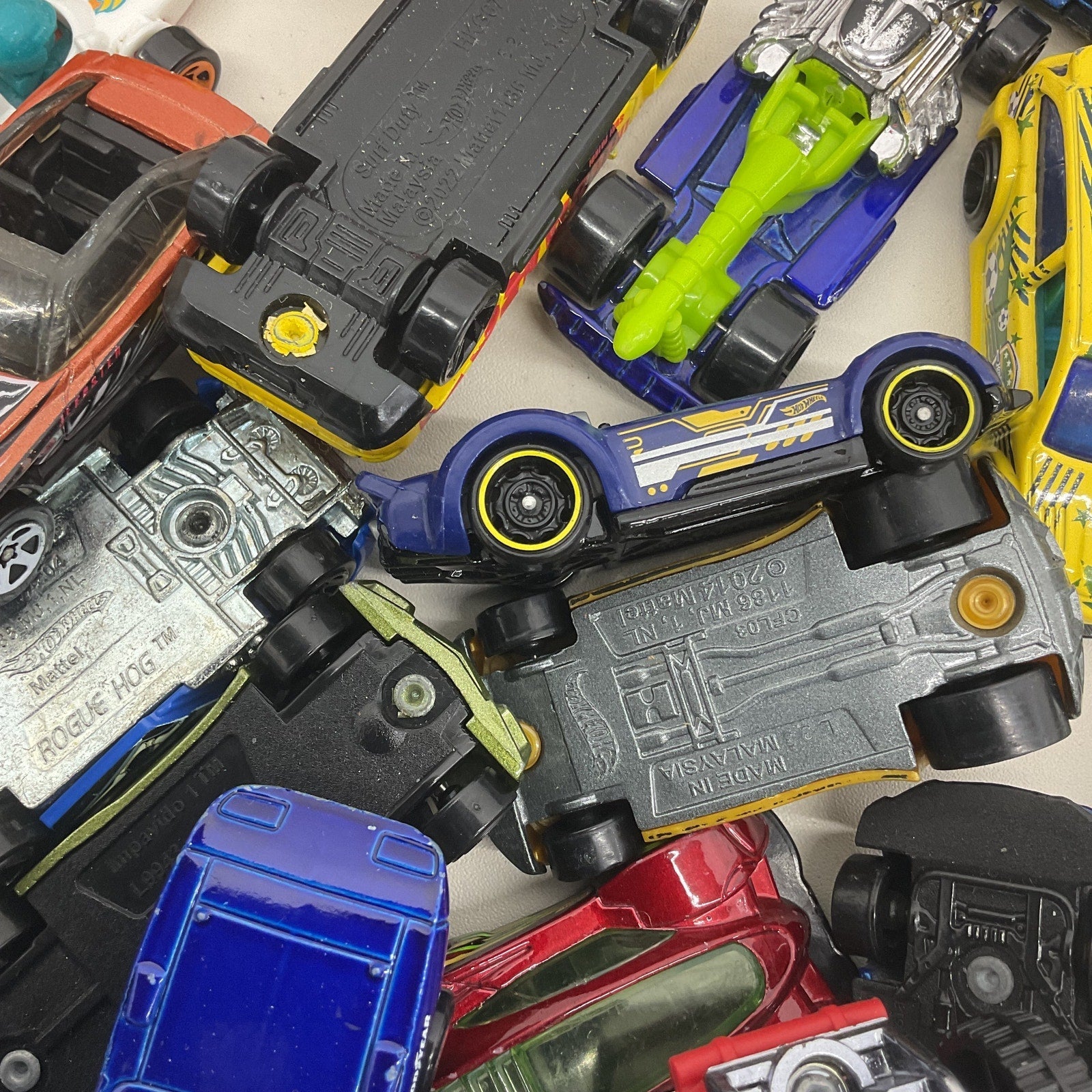 Lot of selling toy cars 5+ pounds