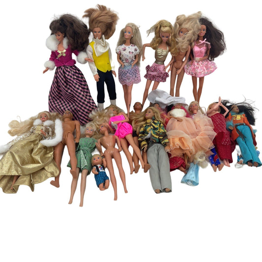 Large LOT 6 lbs Vintage Mattel Barbie & Others Fashion Play Dolls Random Mix - Warehouse Toys