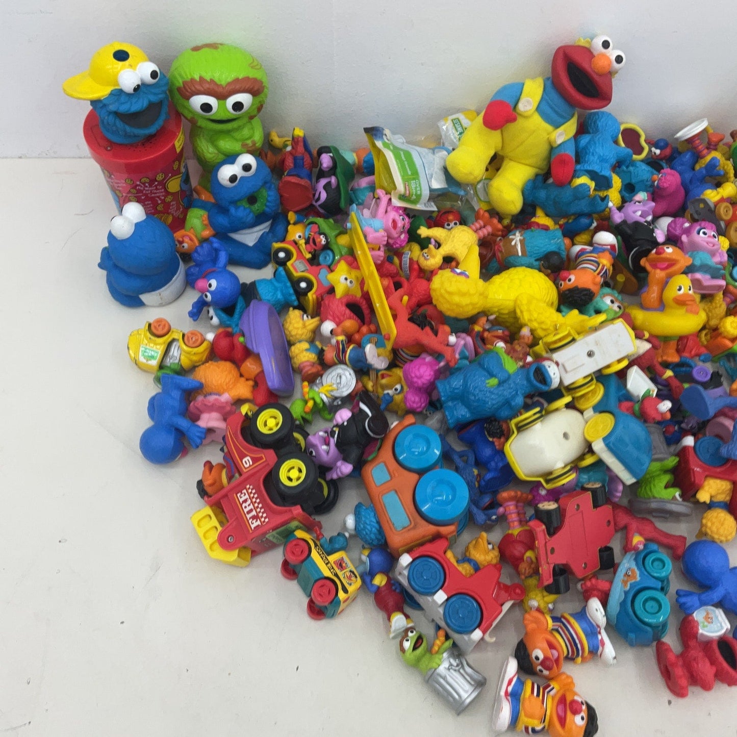 Large Mixed Loose LOT 13 lbs Sesame Street Toy Figures Cake Toppers Elmo Grouch - Warehouse Toys