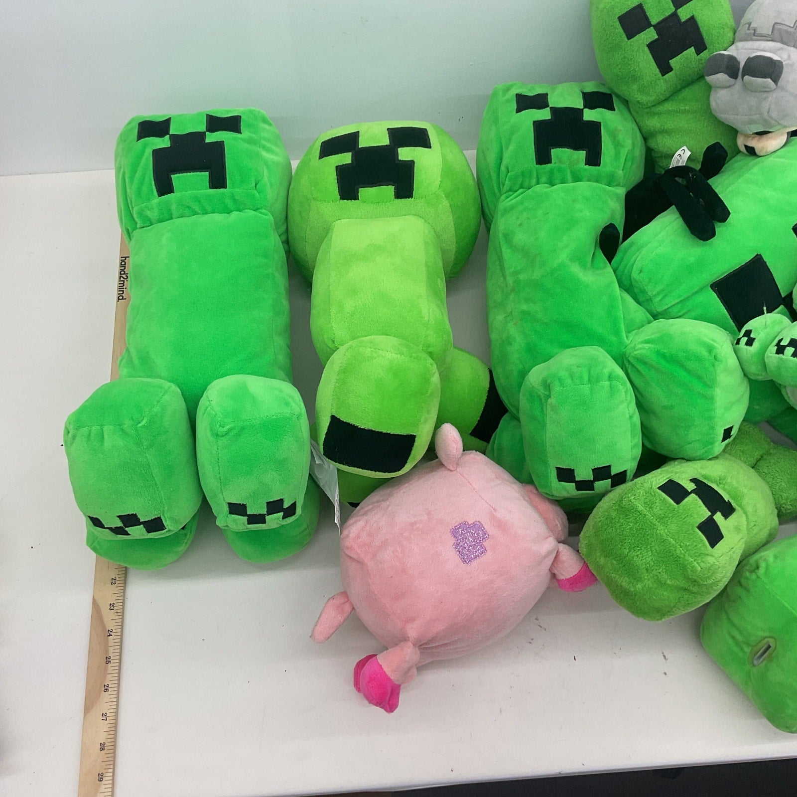 Large Preowned LOT Minecraft Character Plush Dolls Mixed 13 lbs LOT - Warehouse Toys