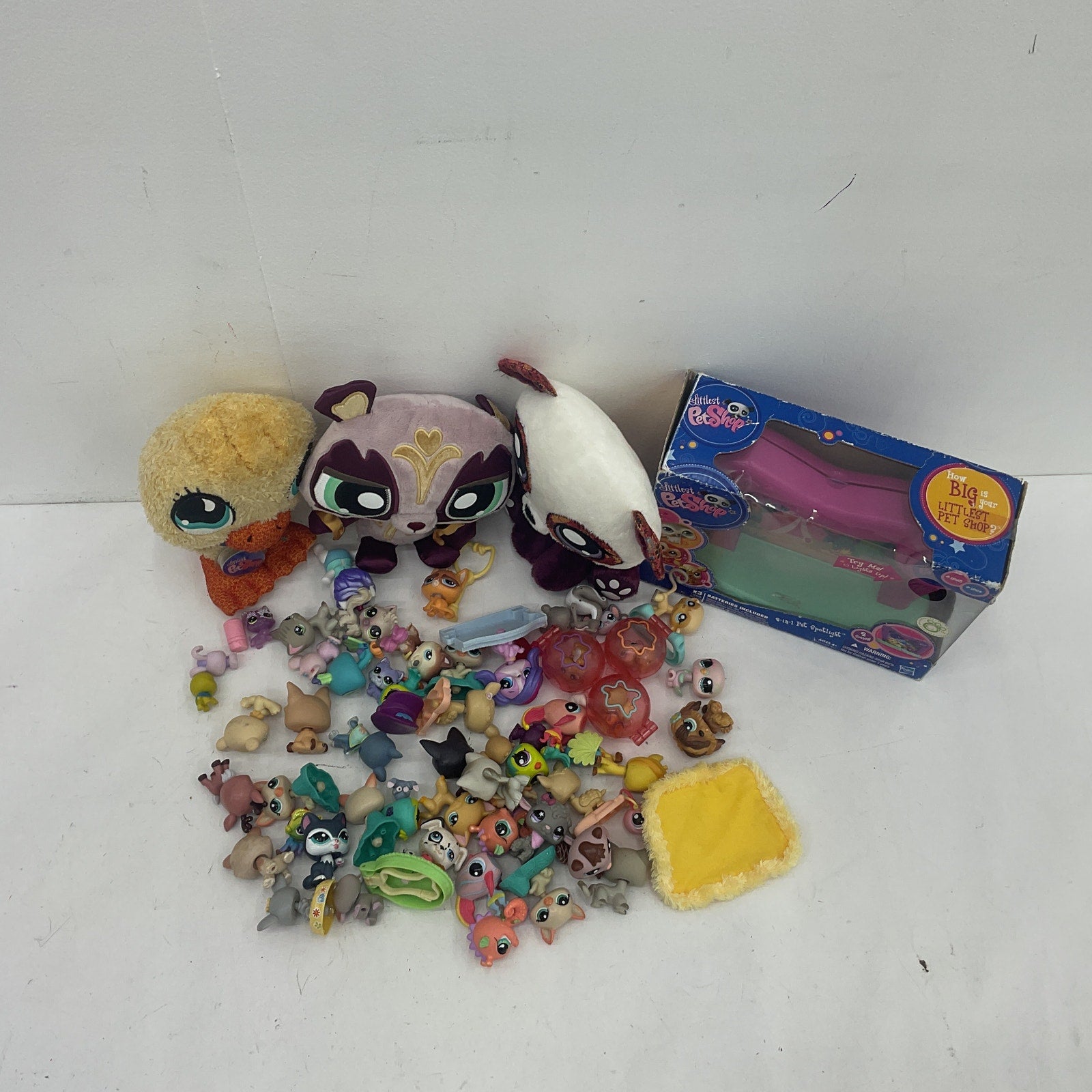 Littlest Pet Shop Stuffed Animals Toy Figures Preowned LOT 4 lbs CUTE Cats Dogs - Warehouse Toys