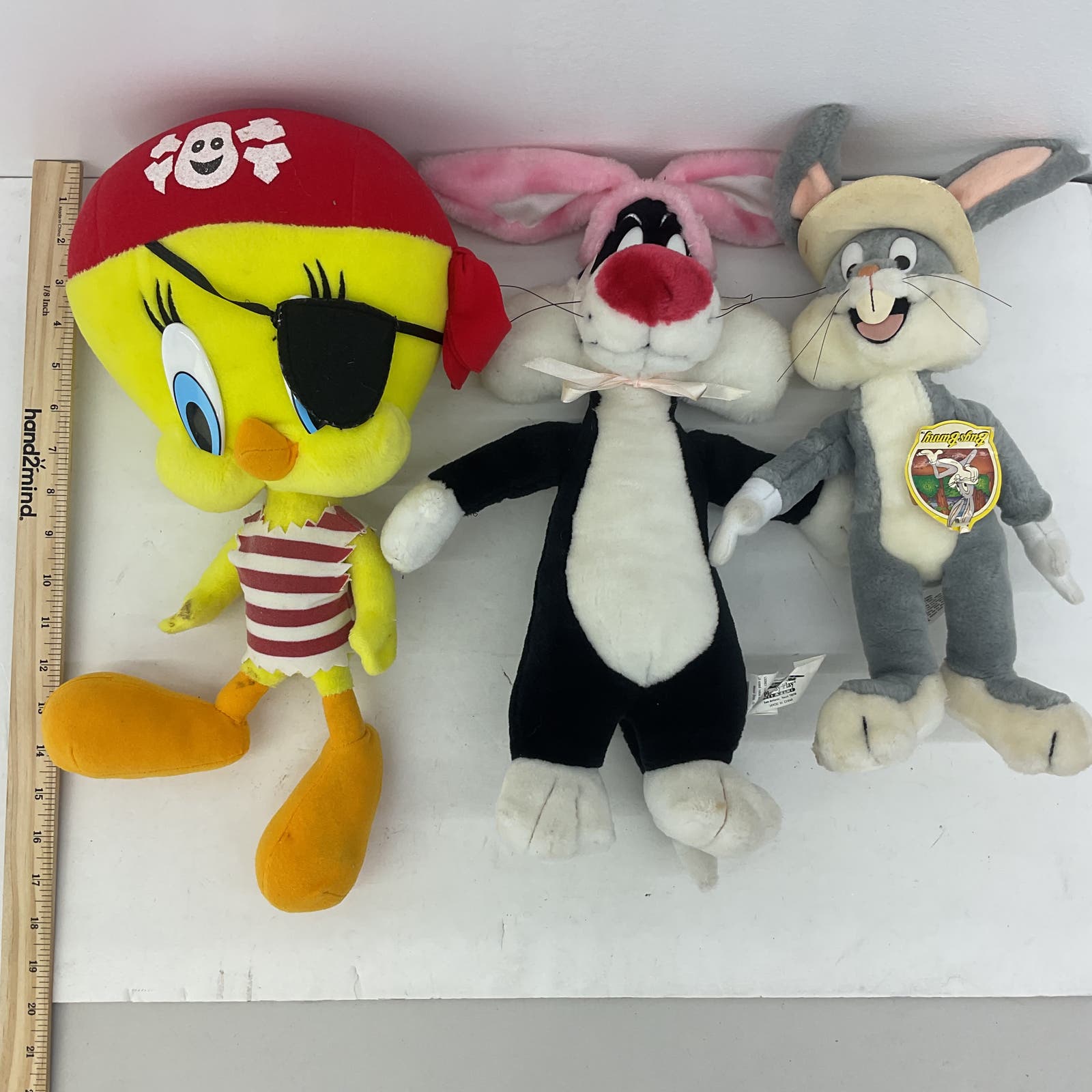 Looney tunes sylvester plush online