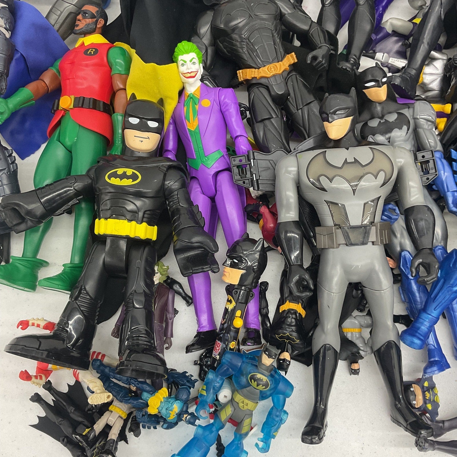 Loose Action Figures Toys LOT 20 lbs Preowned DC Comics Batman Villains Heroes - Warehouse Toys