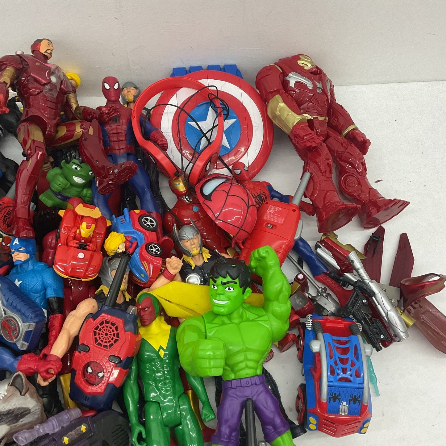 Loose Action Figures Toys LOT 25 lbs Random Mix Preowned DC Marvel & Others - Warehouse Toys