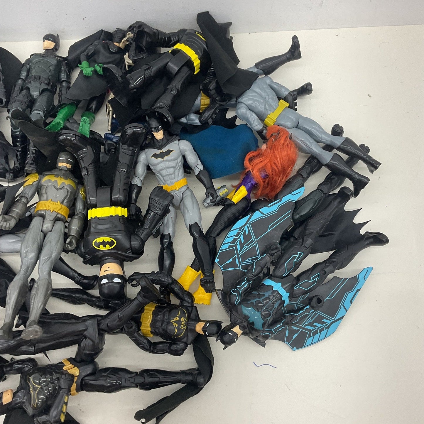 Loose LOT 10 lbs Action Figures Preowned DC Comics Batman Villains Heroes Toys - Warehouse Toys