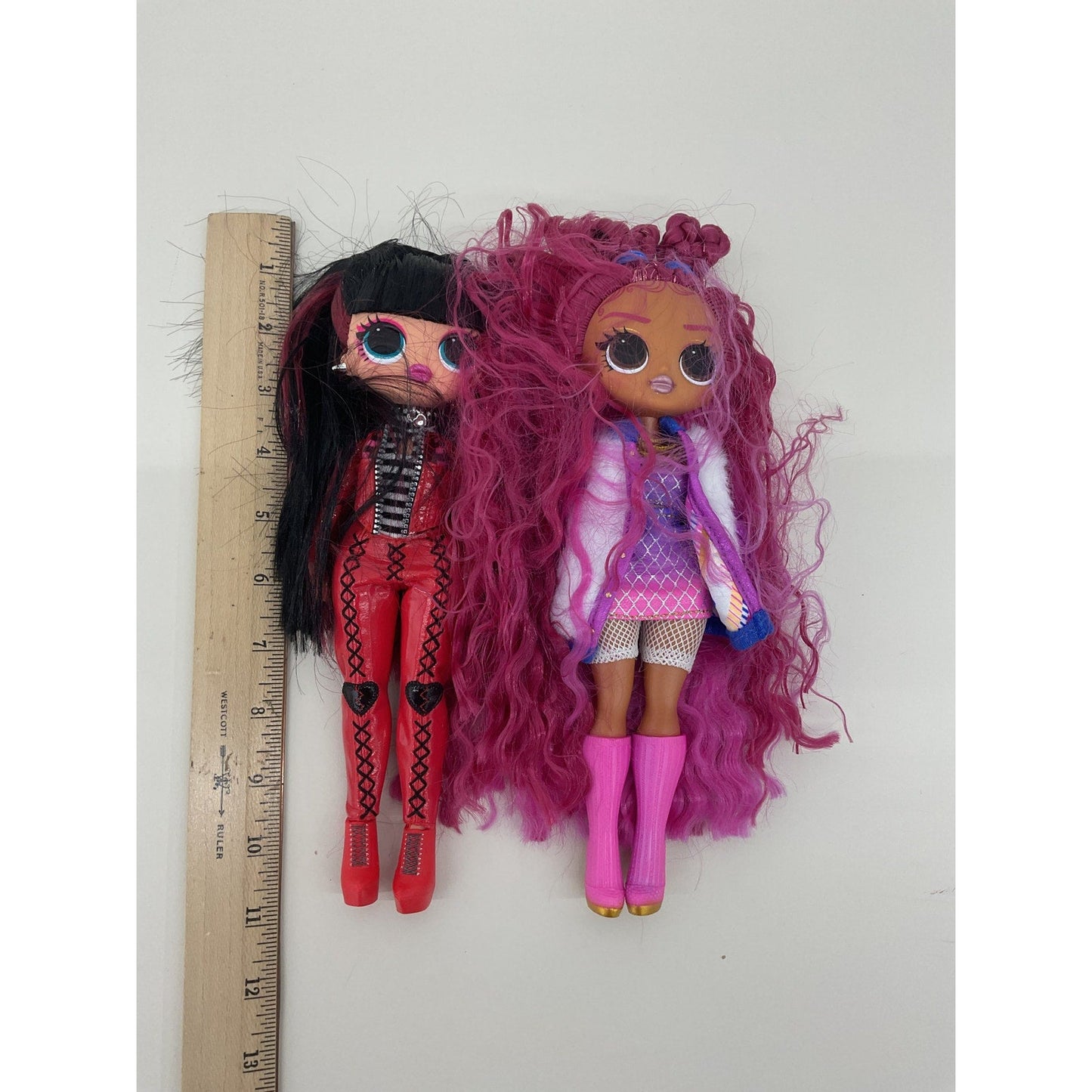 Loose LOT 2 LOL Surprise OMG Spicy Babe Dazzle Pink Hair Fashion Play Dolls - Warehouse Toys