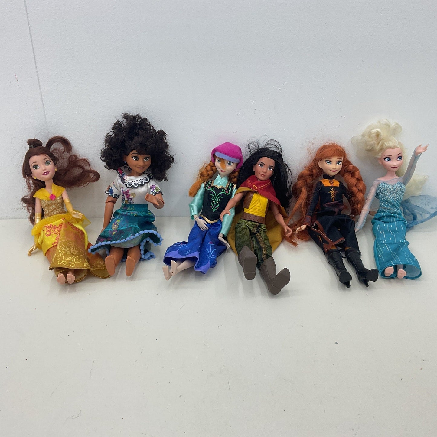 Loose Mixed LOT Disney Princess Play Fashion Dolls Belle Encanto Frozen Elsa - Warehouse Toys