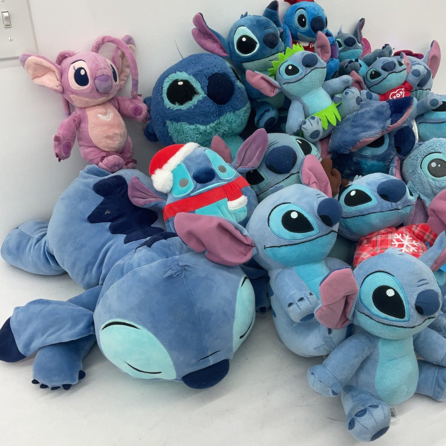 LOT 13 lbs Disney Lilo & Stitch Plush Dolls Preowned Assorted Character Designs - Warehouse Toys