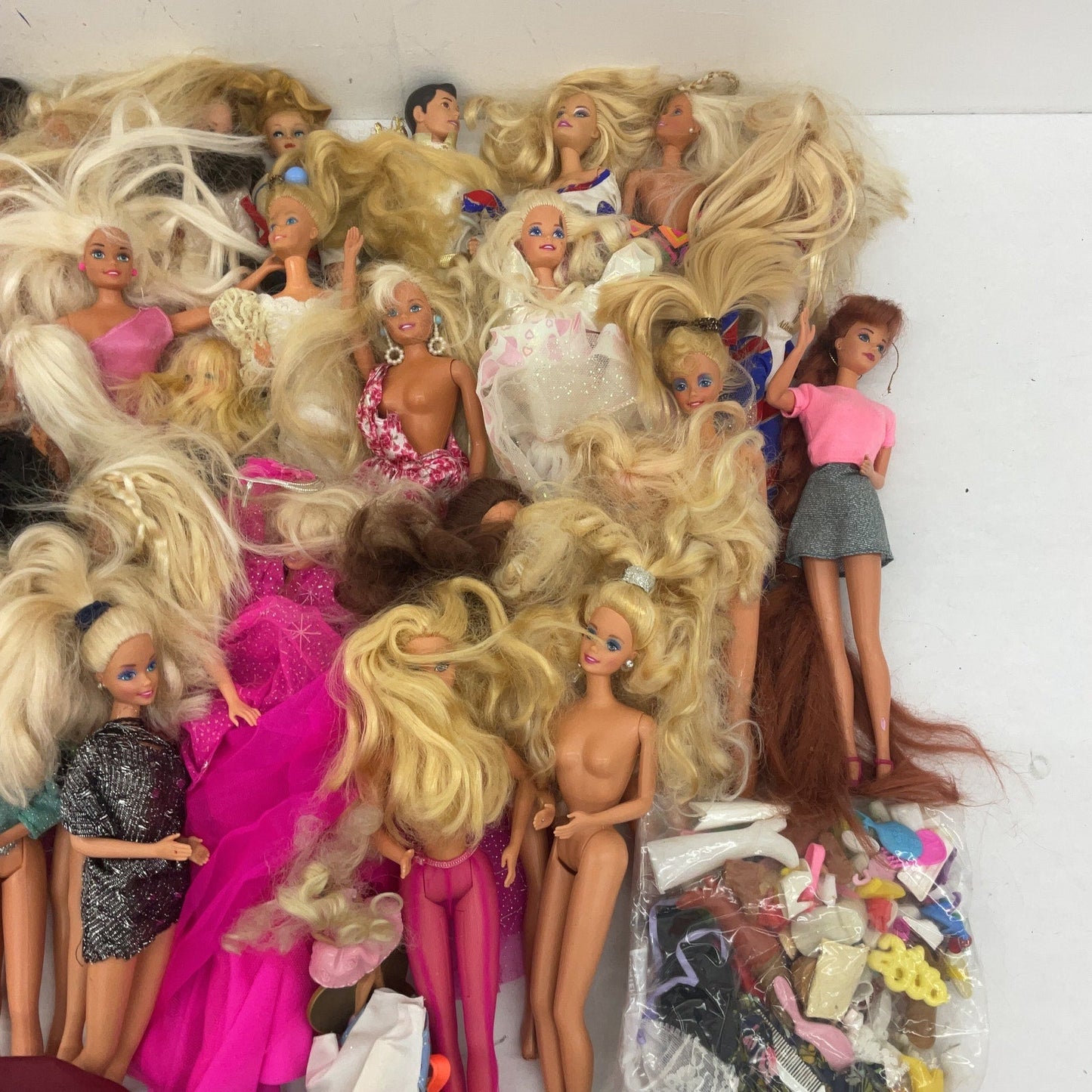 LOT 15 lbs Vintage Mattel Barbie Ken & Others Fashion Play Dolls Preowned Mixed - Warehouse Toys