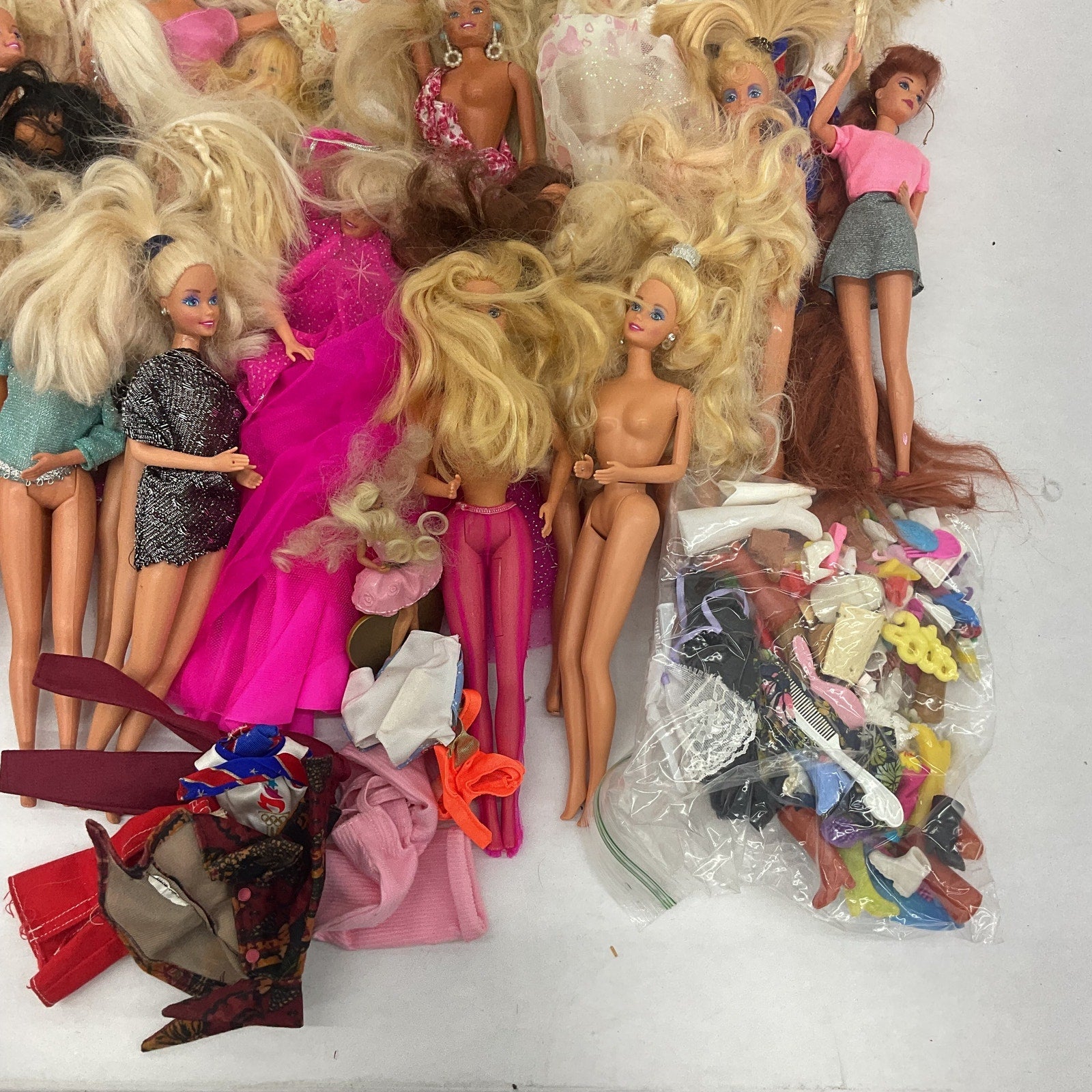 LOT 15 lbs Vintage Mattel Barbie Ken & Others Fashion Play Dolls Preowned Mixed - Warehouse Toys