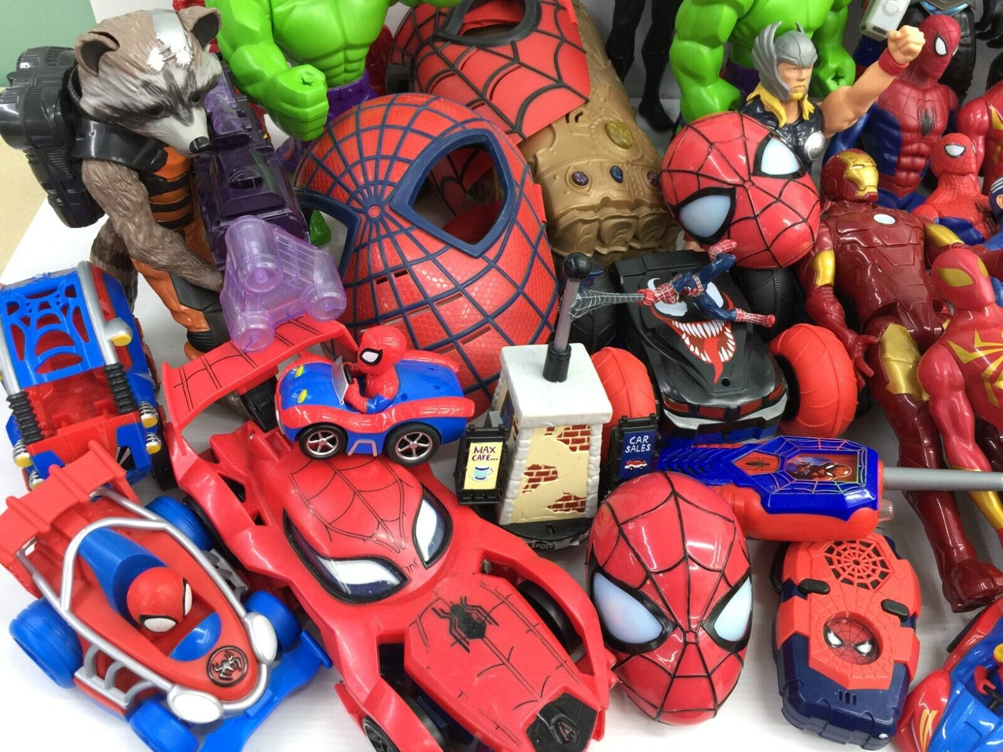 LOT 28 lbs Mixed Super Heroes Villains Marvel Spiderman Hulk Action Figure Toys - Warehouse Toys