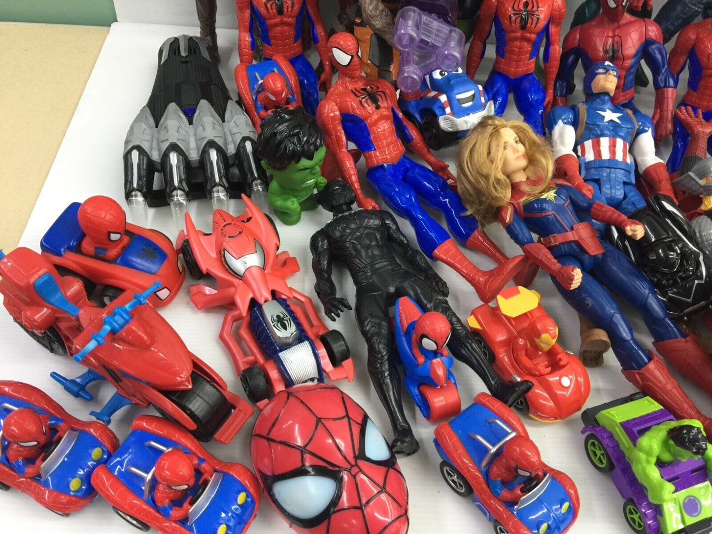 LOT 30 lbs Mixed Super Heroes Villains Marvel Spiderman Hulk Action Figure Toys - Warehouse Toys