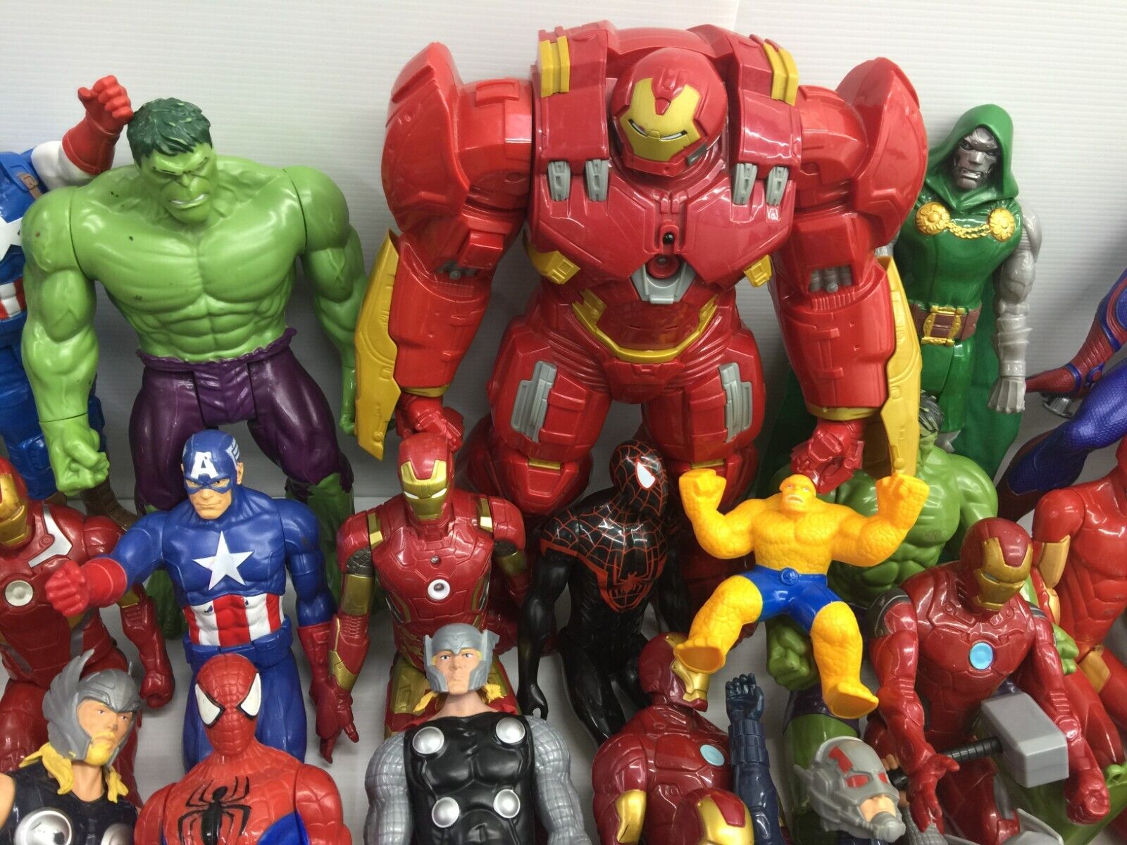 LOT 32 lbs Mixed Super Heroes Villains Marvel Spiderman Hulk Action Figure Toys - Warehouse Toys