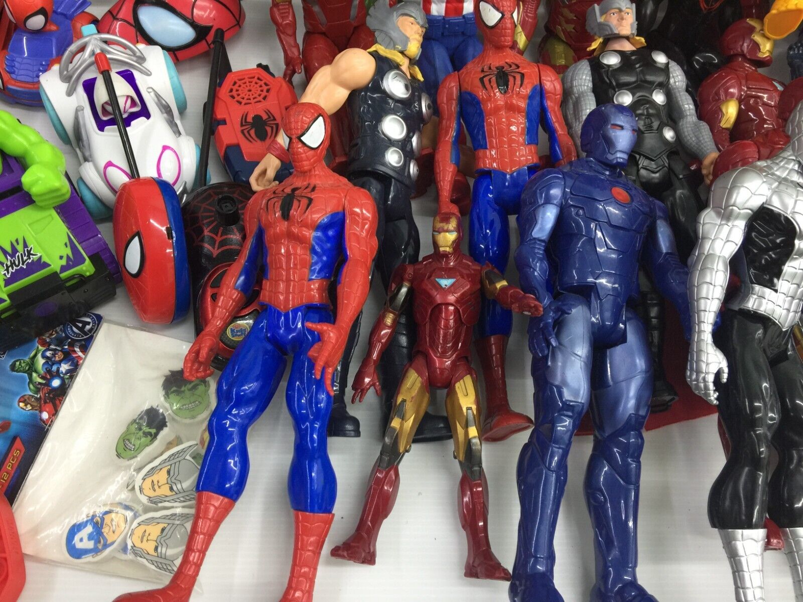 LOT 32 lbs Mixed Super Heroes Villains Marvel Spiderman Hulk Action Figure Toys - Warehouse Toys