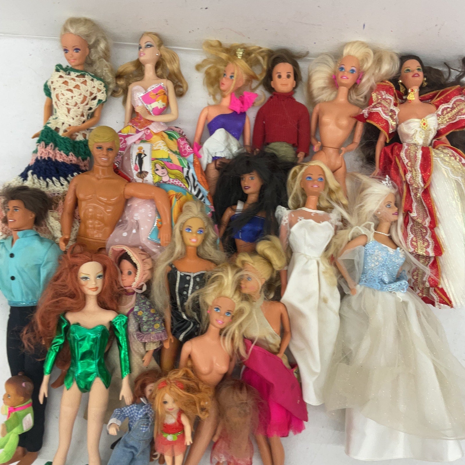 LOT 6 lbs Vintage Mattel Barbie Ken & Others Fashion Play Dolls Preowned 80s - Warehouse Toys