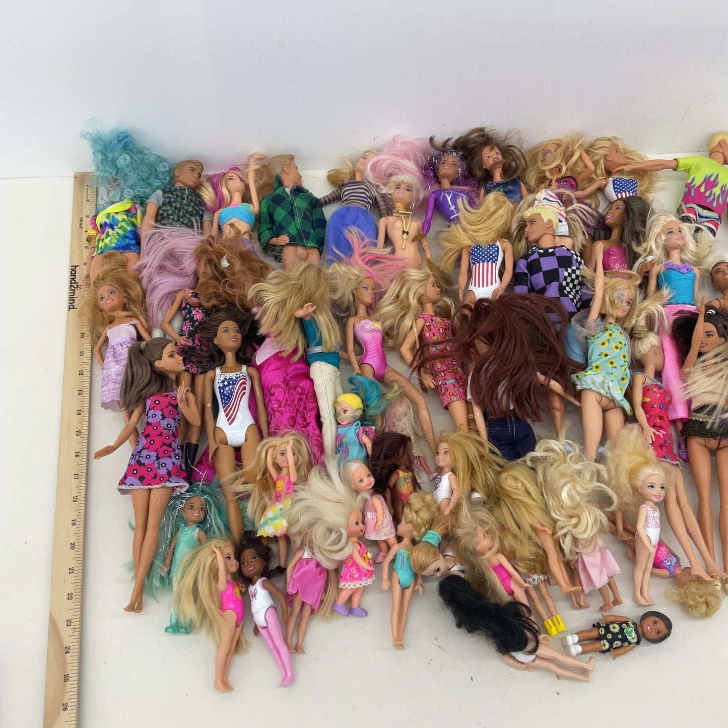 LOT Mixed 10 lbs Loose Preowned Mattel Barbie & Others Fashion Play Dolls - Warehouse Toys