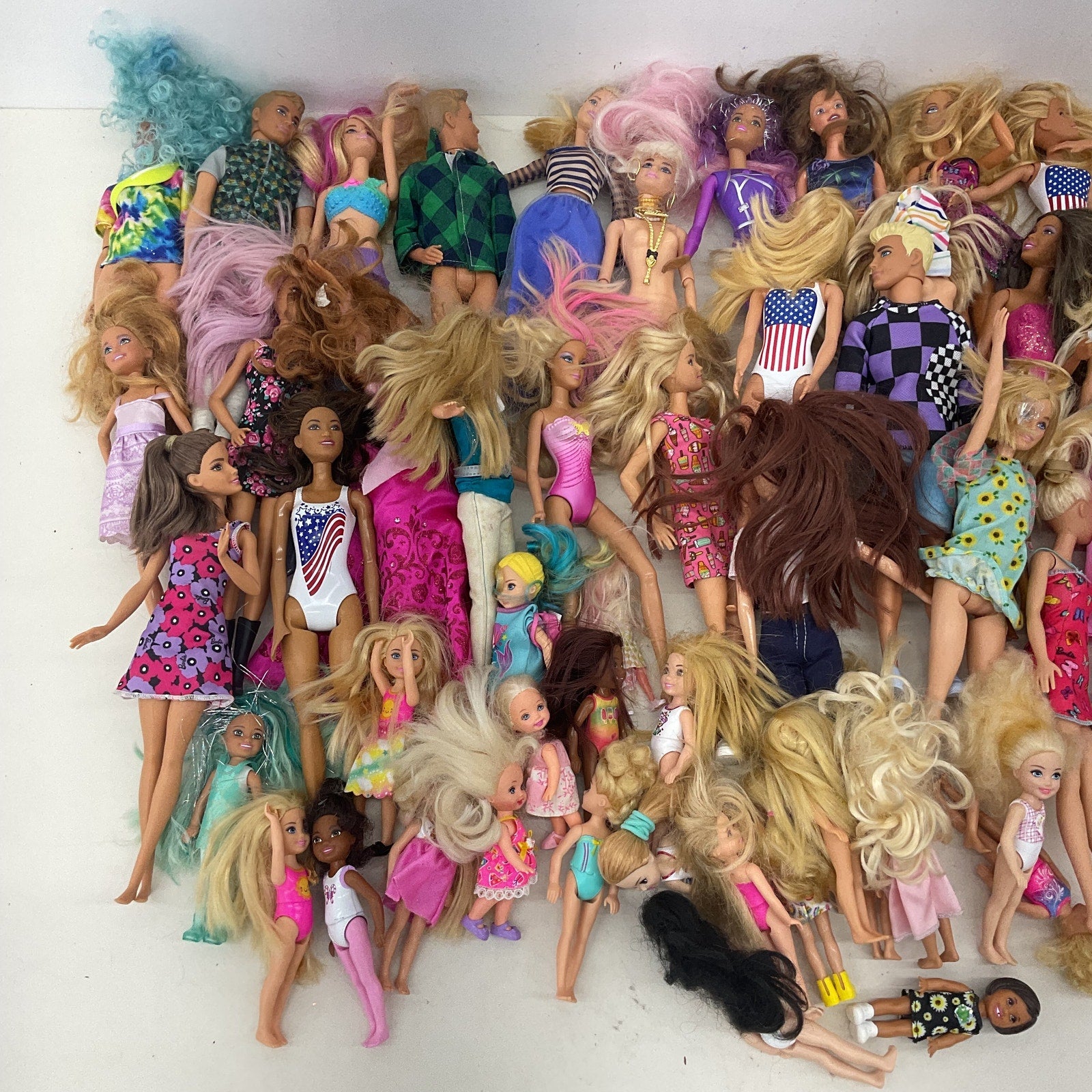 LOT Mixed 10 lbs Loose Preowned Mattel Barbie & Others Fashion Play Dolls - Warehouse Toys