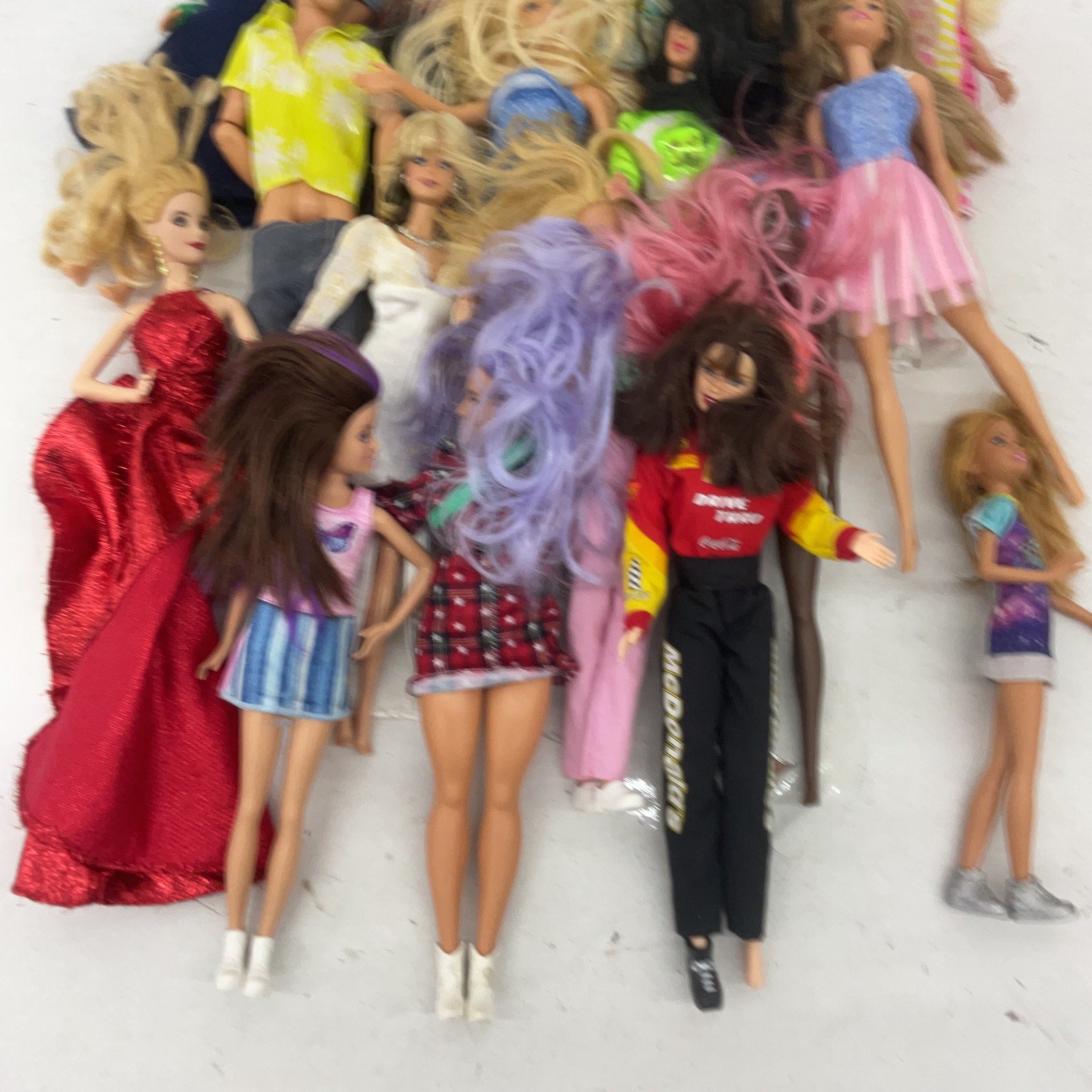 LOT Mixed Loose Preowned Mattel Barbie & Others Fashion Play Dolls 5 lbs - Warehouse Toys