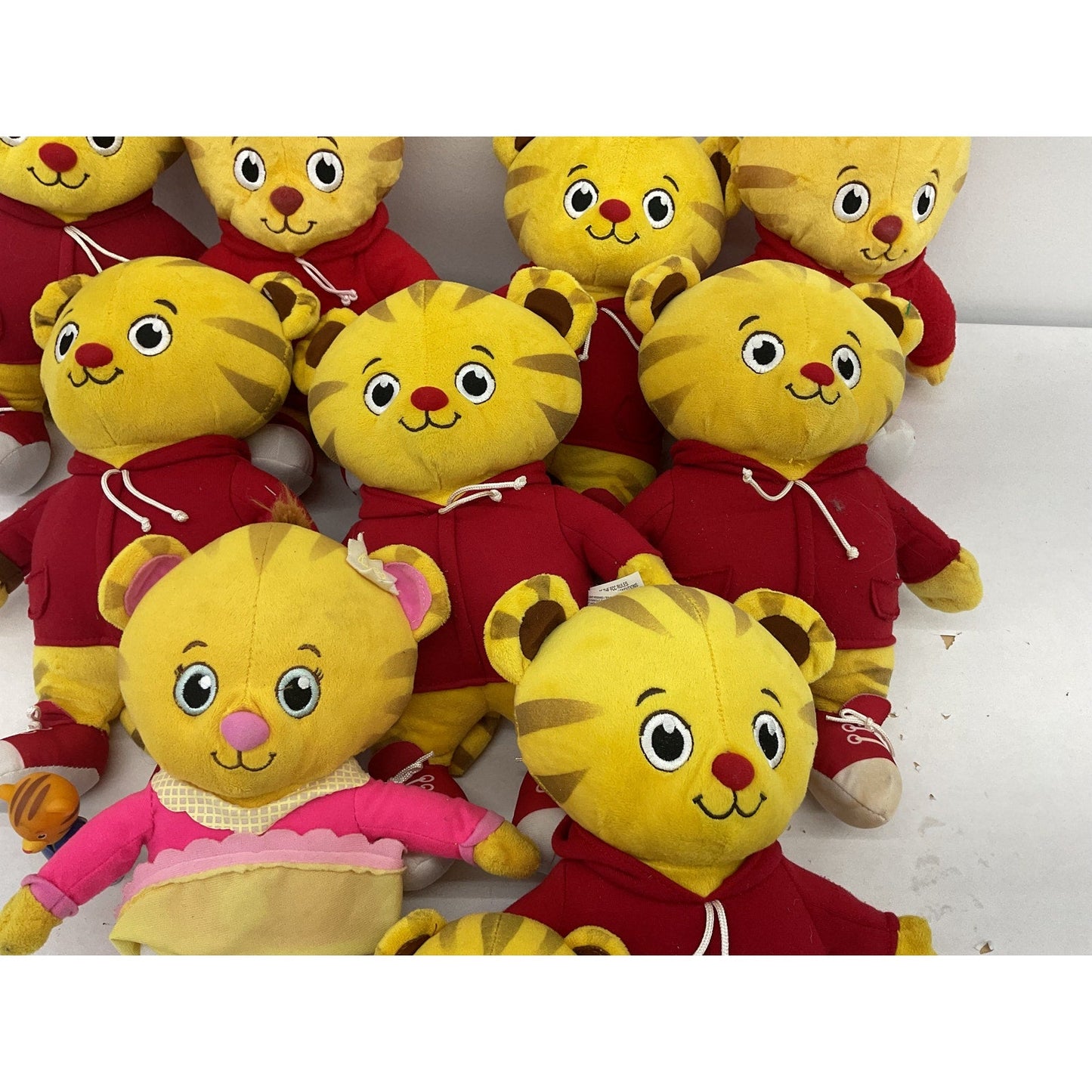 LOT of 10 Daniel Tiger's Neighborhood Stuffed Animal Plush Toy Figures - Warehouse Toys