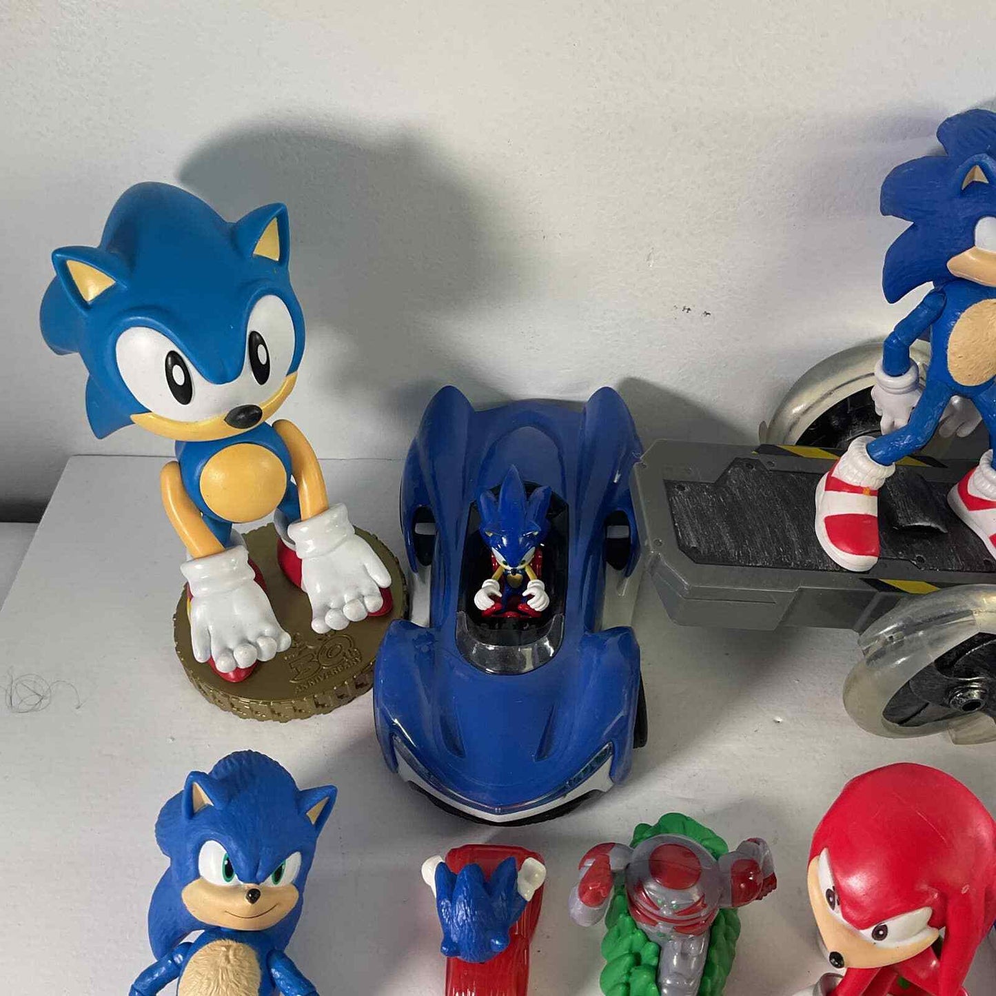 LOT of 10 Lb Sonic The Hedgehog Action Figures Cars Mini Knuckles Tails Amy Rose - Warehouse Toys