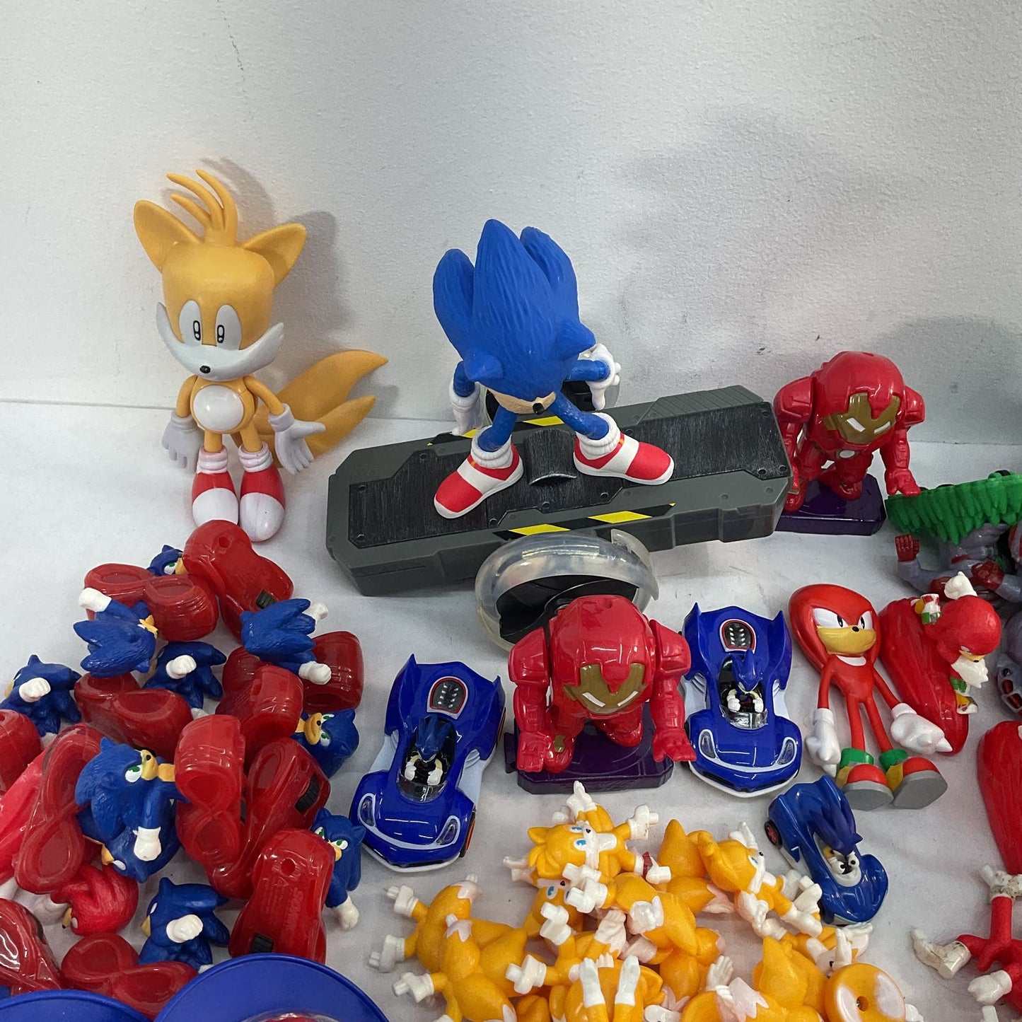 LOT of 12 lbs Sega Sonic the Hedgehog Action Figure Toys Knuckles Tails Used - Warehouse Toys