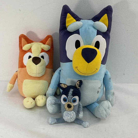 LOT of 3 Bluey & Friends Plush Stuffed Animal Toy Figures Bandit Chilli - Warehouse Toys