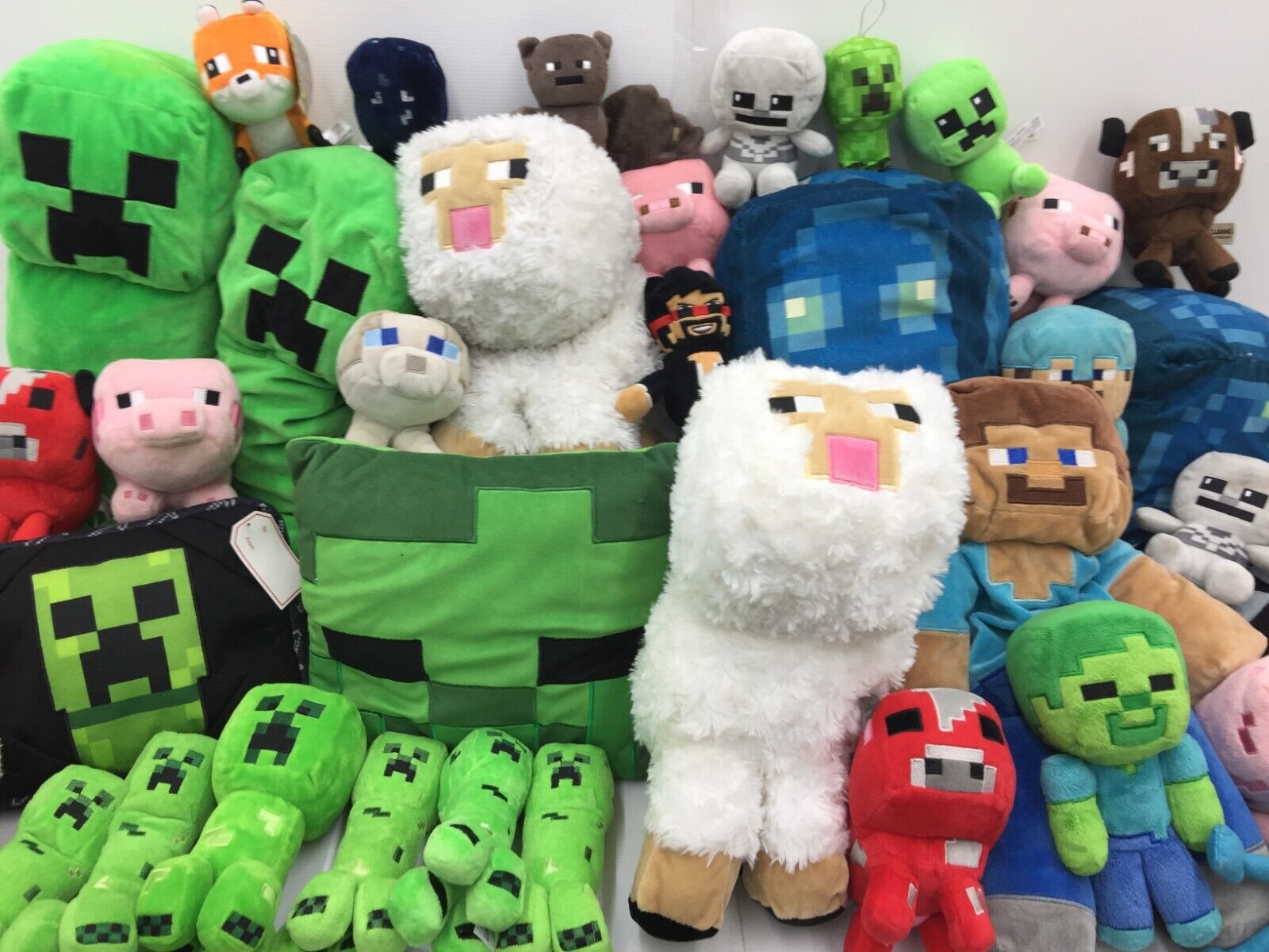 LOT of 38 Minecraft Mojang Tube Heroes Plush Toys Creepers Steve Pigs Used - Warehouse Toys