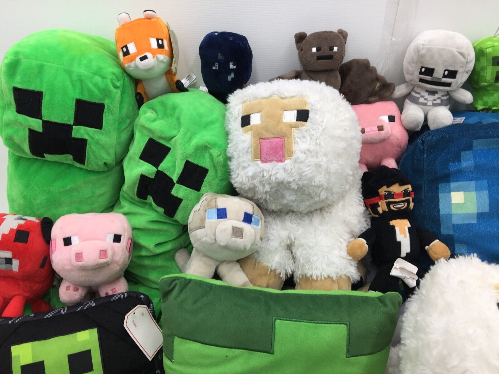 LOT of 38 Minecraft Mojang Tube Heroes Plush Toys Creepers Steve Pigs Used - Warehouse Toys