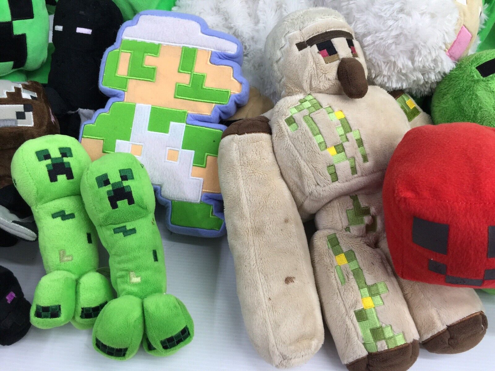 LOT of 41 Minecraft Mojang Tube Heroes Plush Toys Creepers Steve Pigs Used - Warehouse Toys