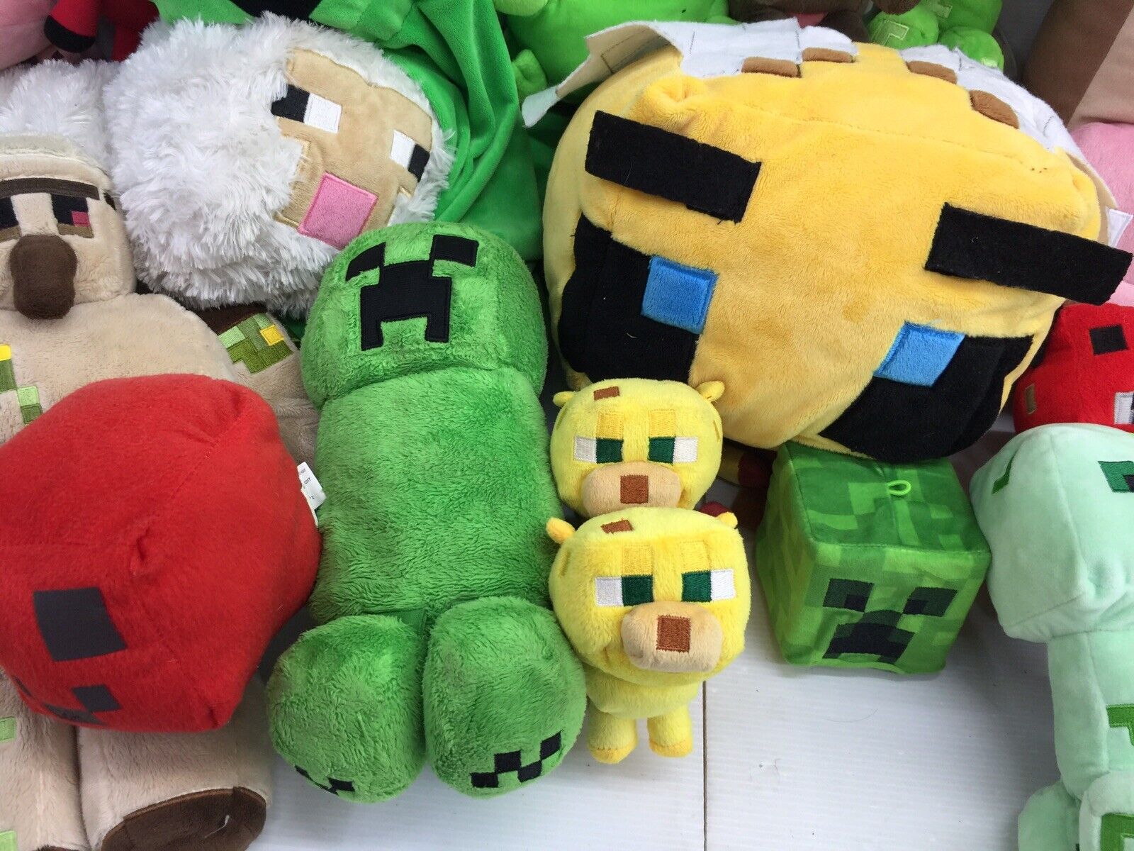 LOT of 41 Minecraft Mojang Tube Heroes Plush Toys Creepers Steve Pigs Used - Warehouse Toys