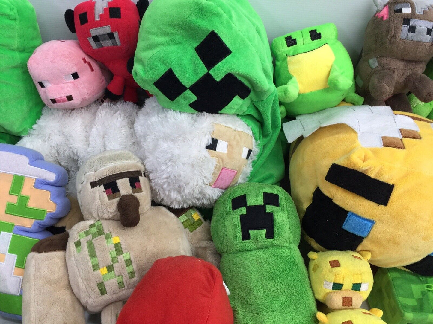 LOT of 41 Minecraft Mojang Tube Heroes Plush Toys Creepers Steve Pigs Used - Warehouse Toys