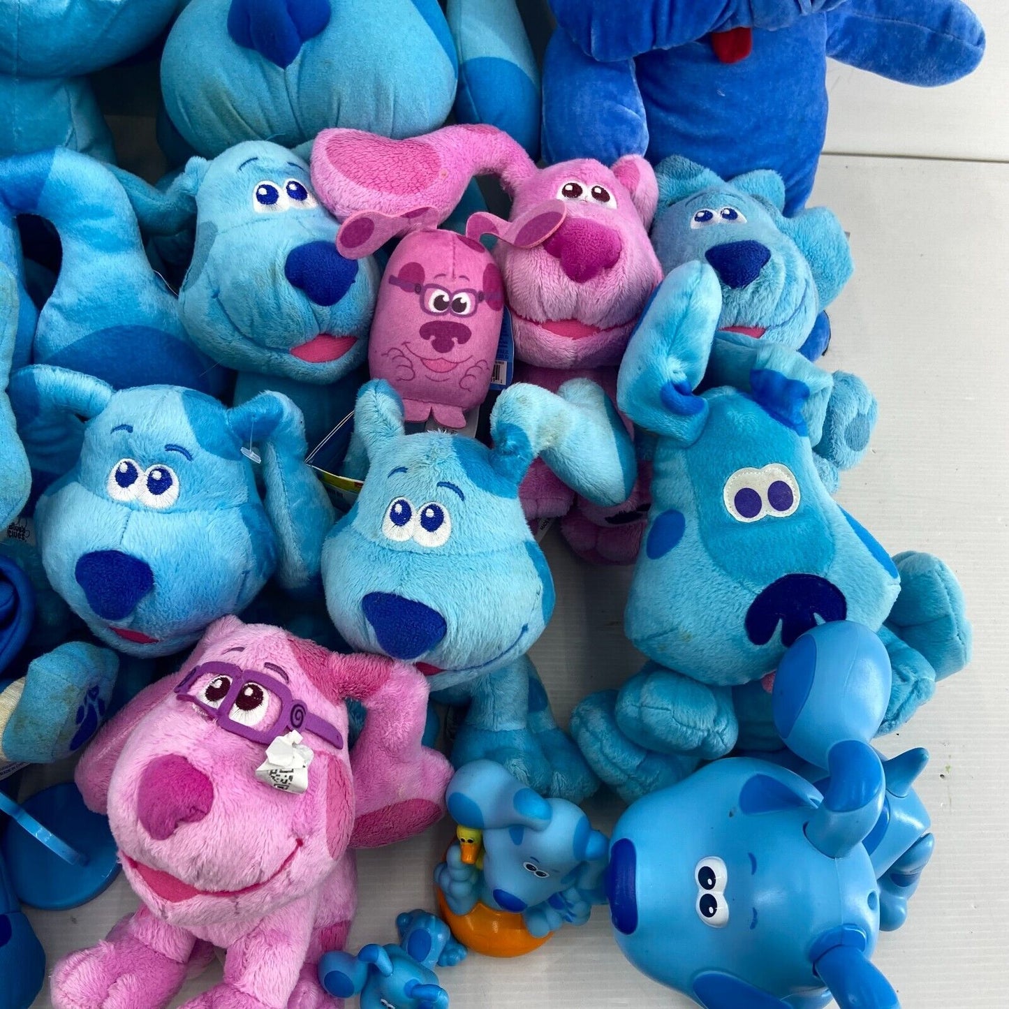 LOT of 50 Assorted Blues Clues Plush Toy Figures Interactive Blue Magenta - Warehouse Toys