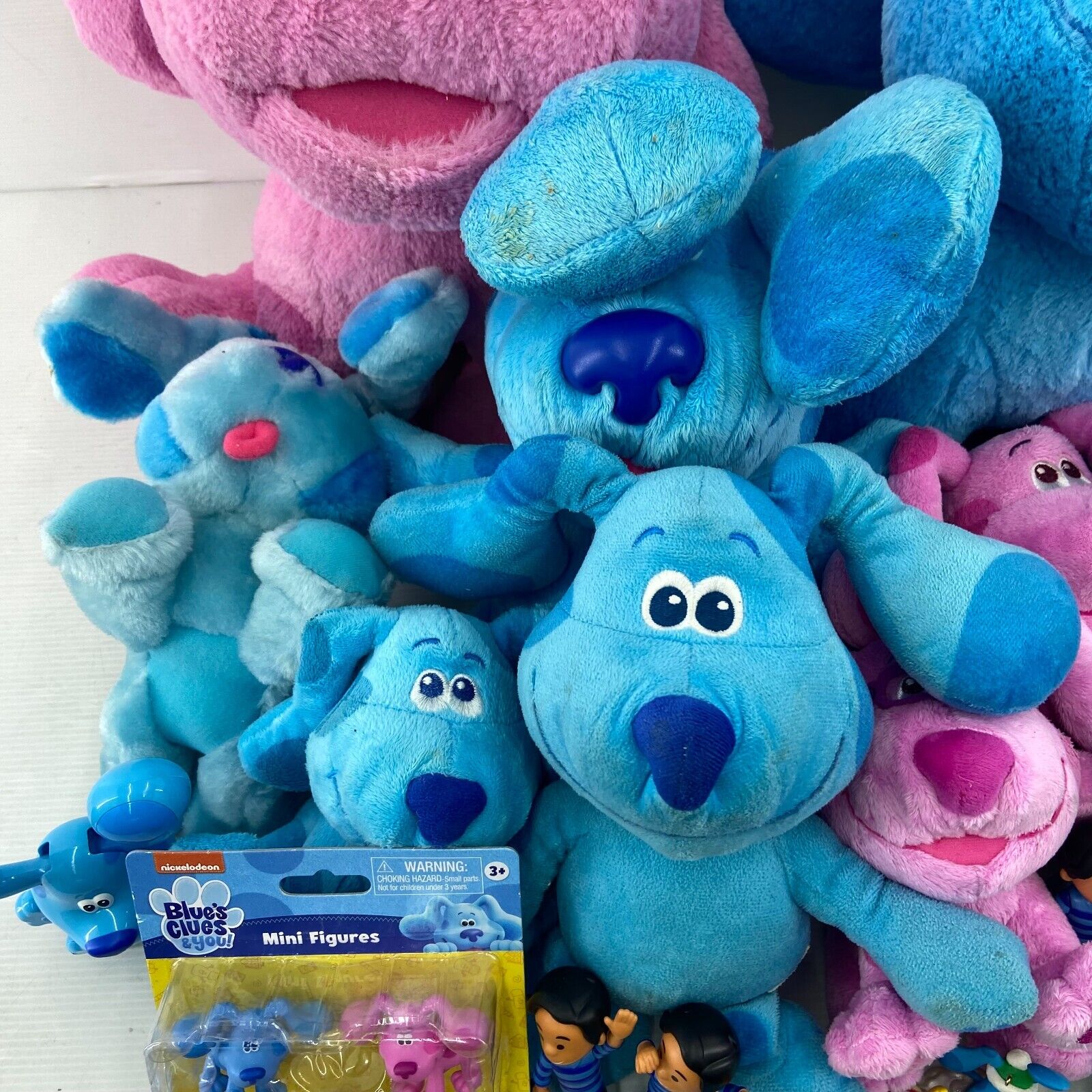 LOT of 50 Assorted Blues Clues Plush Toy Figures Interactive Blue Magenta - Warehouse Toys