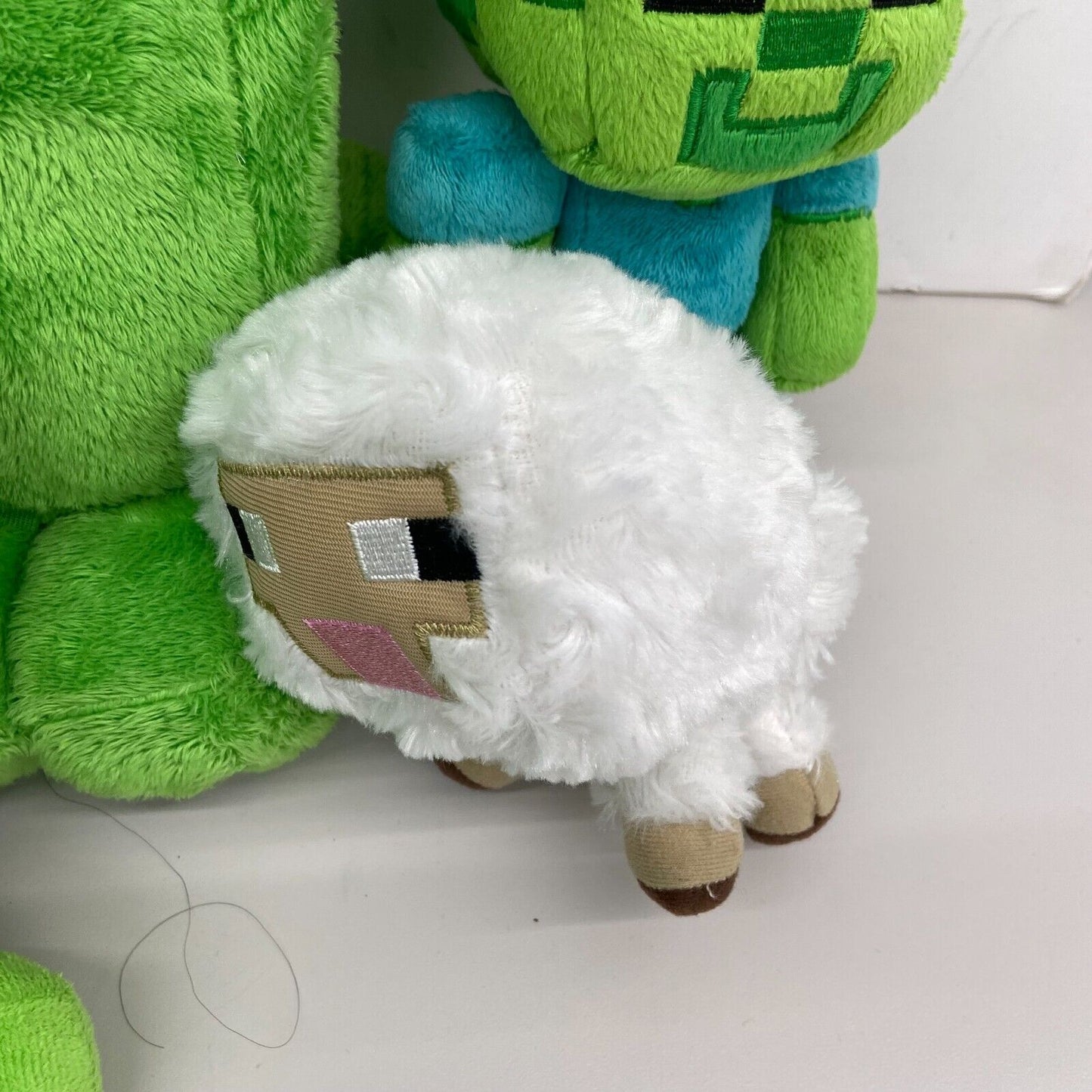 LOT of 8 Minecraft Mojang Tube Heroes Plush Toys Dolls Creepers Cows Pigs Zombie - Warehouse Toys