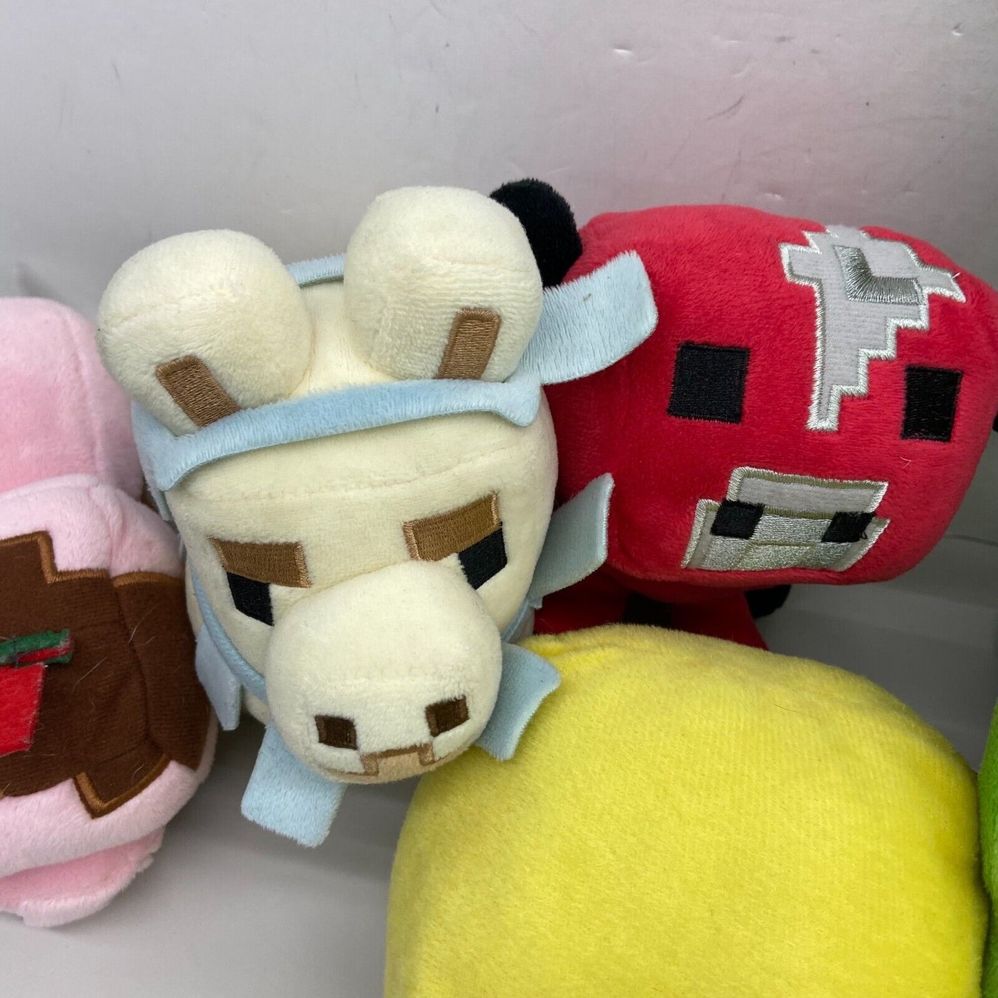 LOT of 8 Minecraft Mojang Tube Heroes Plush Toys Dolls Creepers Cows Pigs Zombie - Warehouse Toys