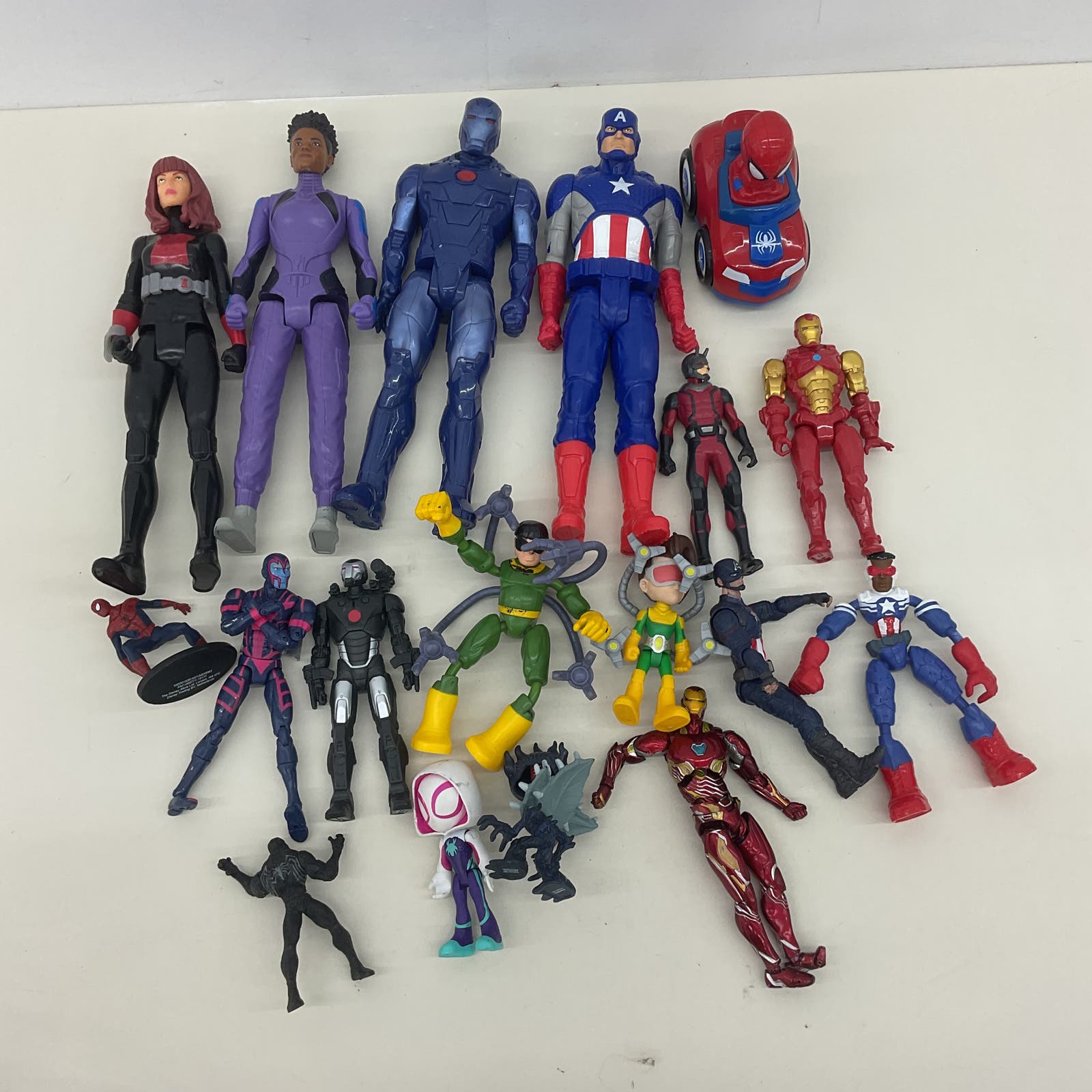 Marvel Avengers Mixed Action Figure LOT Black Widow Iron Man Captain America - Warehouse Toys