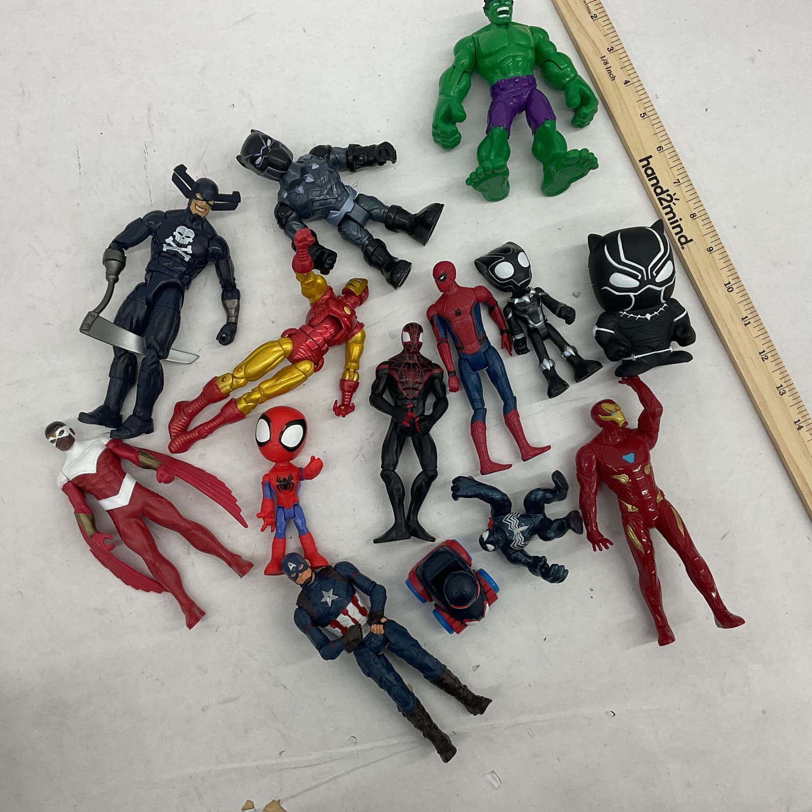 Marvel Multicolor Action Figure Superhero Spiderman Hulk Captain American - Warehouse Toys