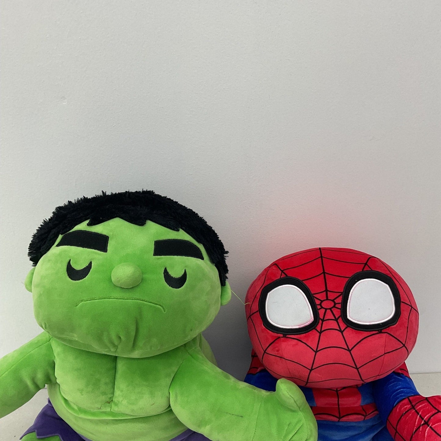 Marvel Multicolor Stuffed Toys LOT of 2 Green Incredible Hulk Red Spiderman - Warehouse Toys