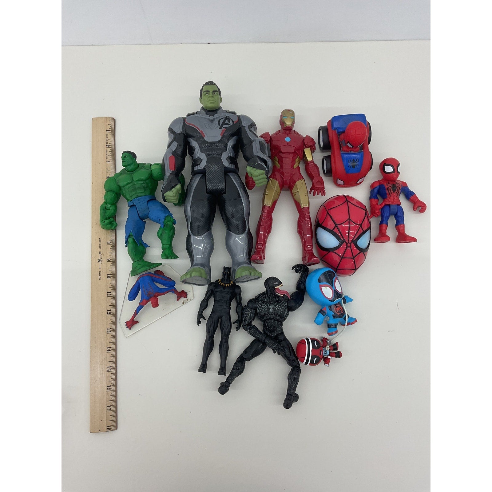 Marvel Red Action Figure Spiderman Hulk Superhero Toy Lot Preowned - Warehouse Toys