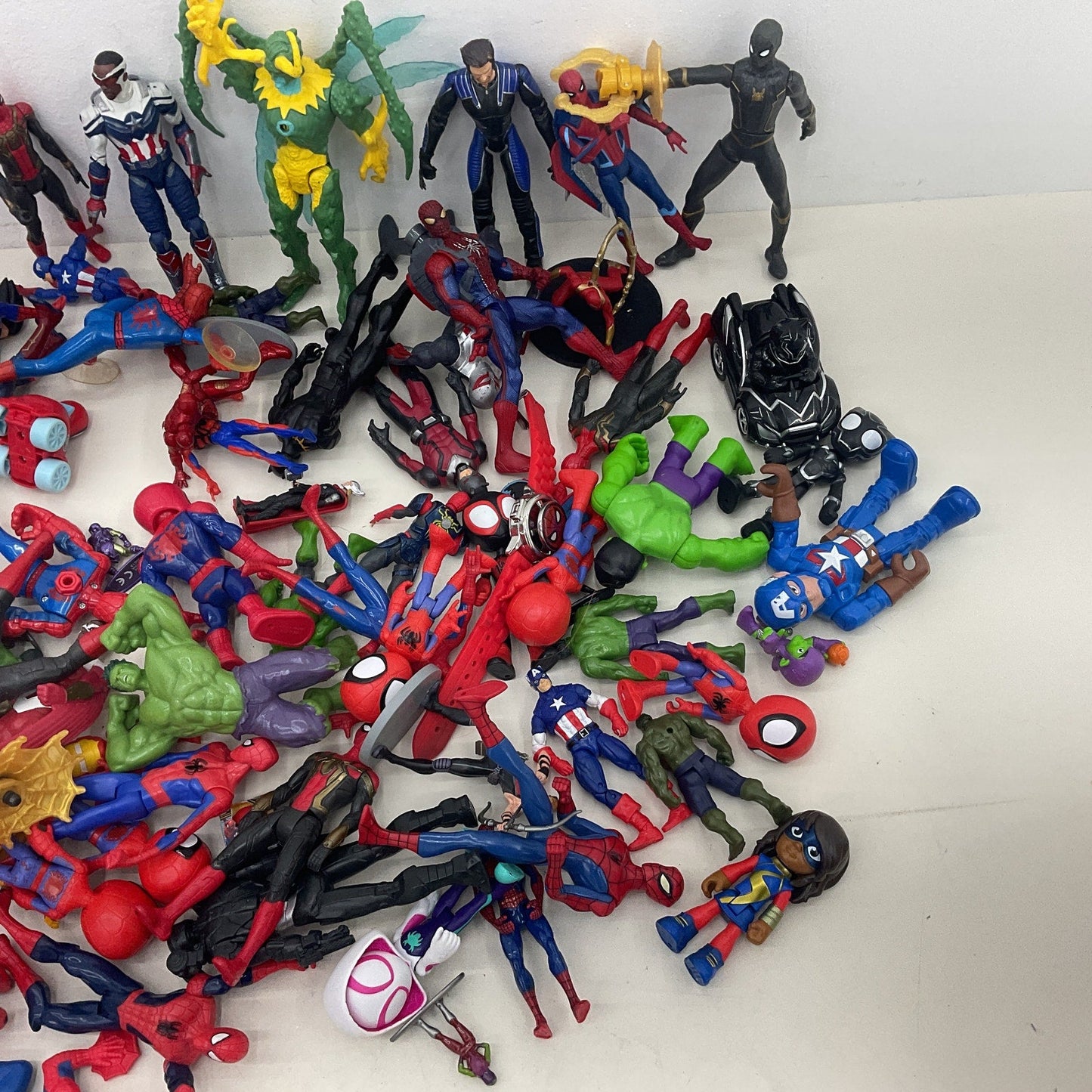 Marvel Spiderman Spider Gwen Mixed Preowned Action Figures Super Hero LOT 17 lbs - Warehouse Toys