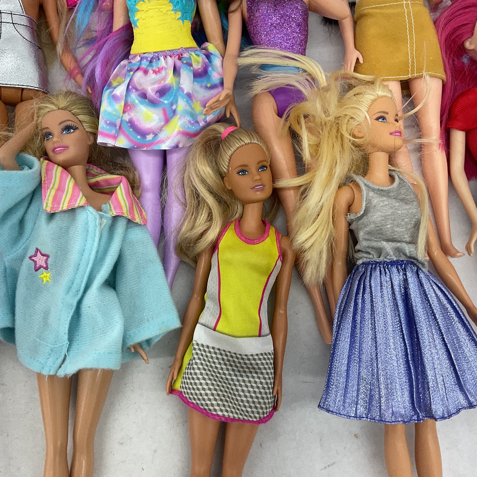 Mattel Barbie Multicolor Doll - Clothes u0026 Accessories - Dolls Wholesale Lot  - Warehouse Toys
