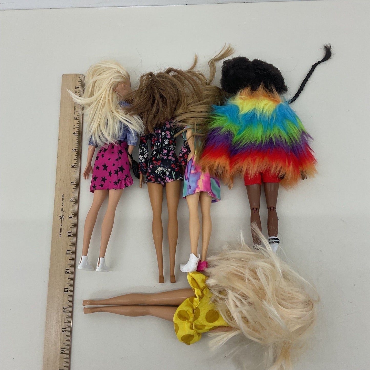 Mattel Barbie & Others Play Fashion Dolls Preowned Loose - Warehouse Toys