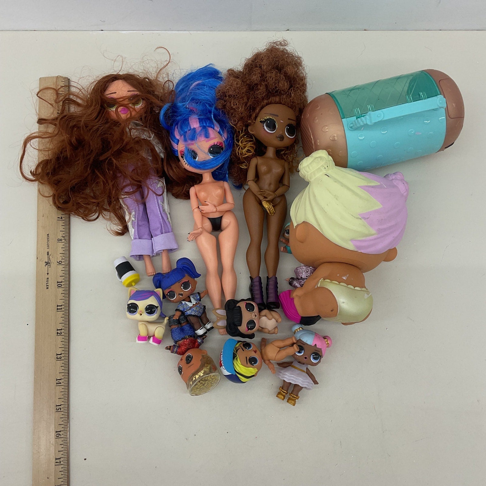 MGA Dolls Lot Preowned LOL Surprise Fashion Doll Multicolor Plastic - Warehouse Toys