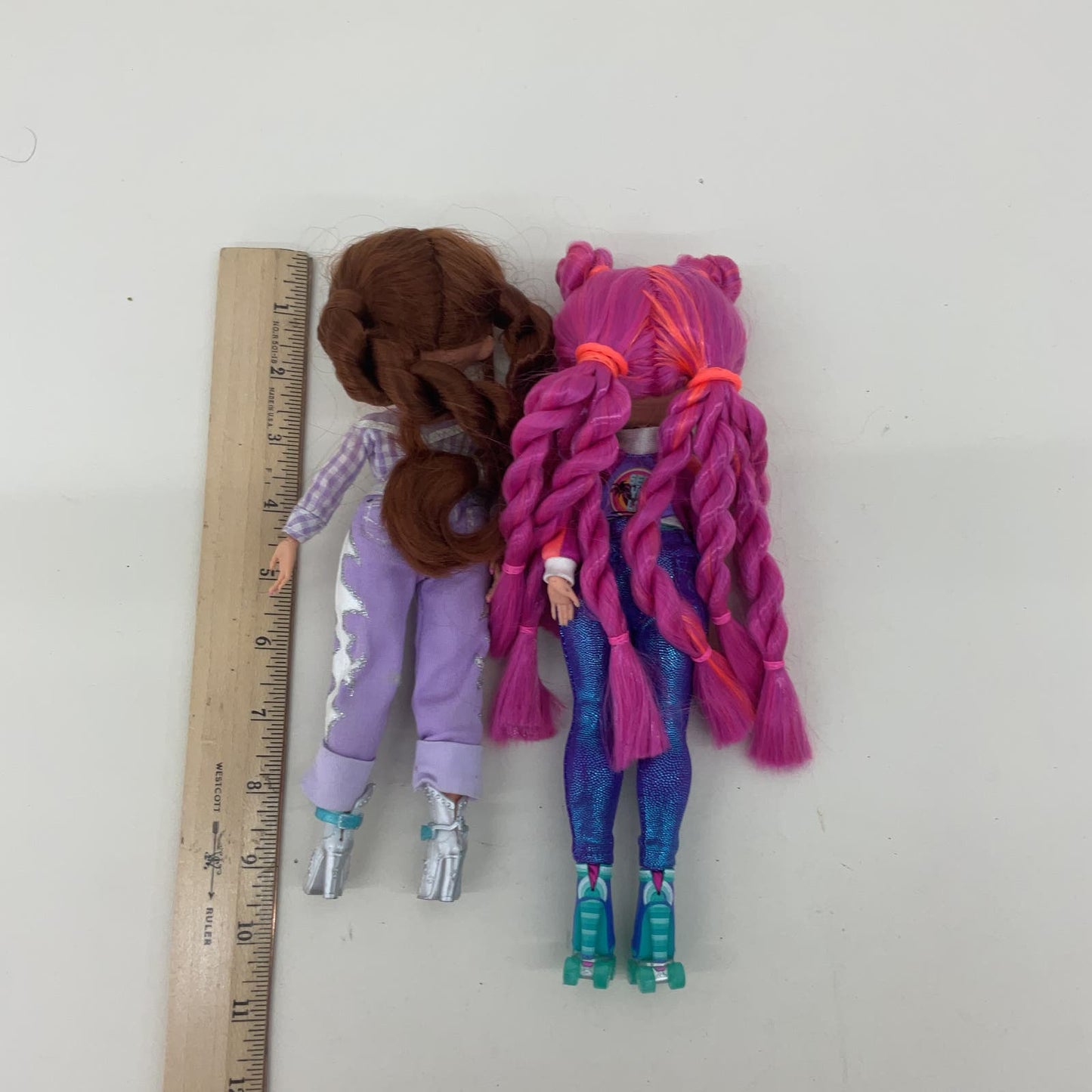 MGA LOL OMG Surprise! Big Sista Fashion Dolls in Clothing Used Pink Hair - Warehouse Toys