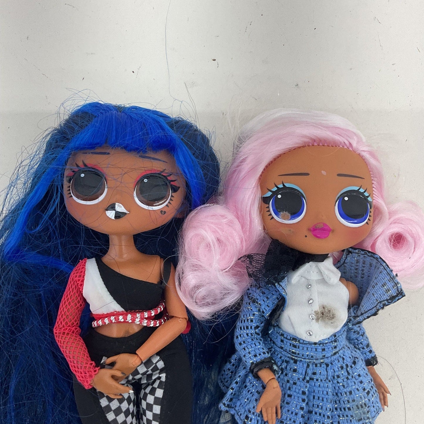 MGA LOL OMG Surprise Preowned Mixed Character LOT Fashion Dolls 2 Blue Pink Hair - Warehouse Toys