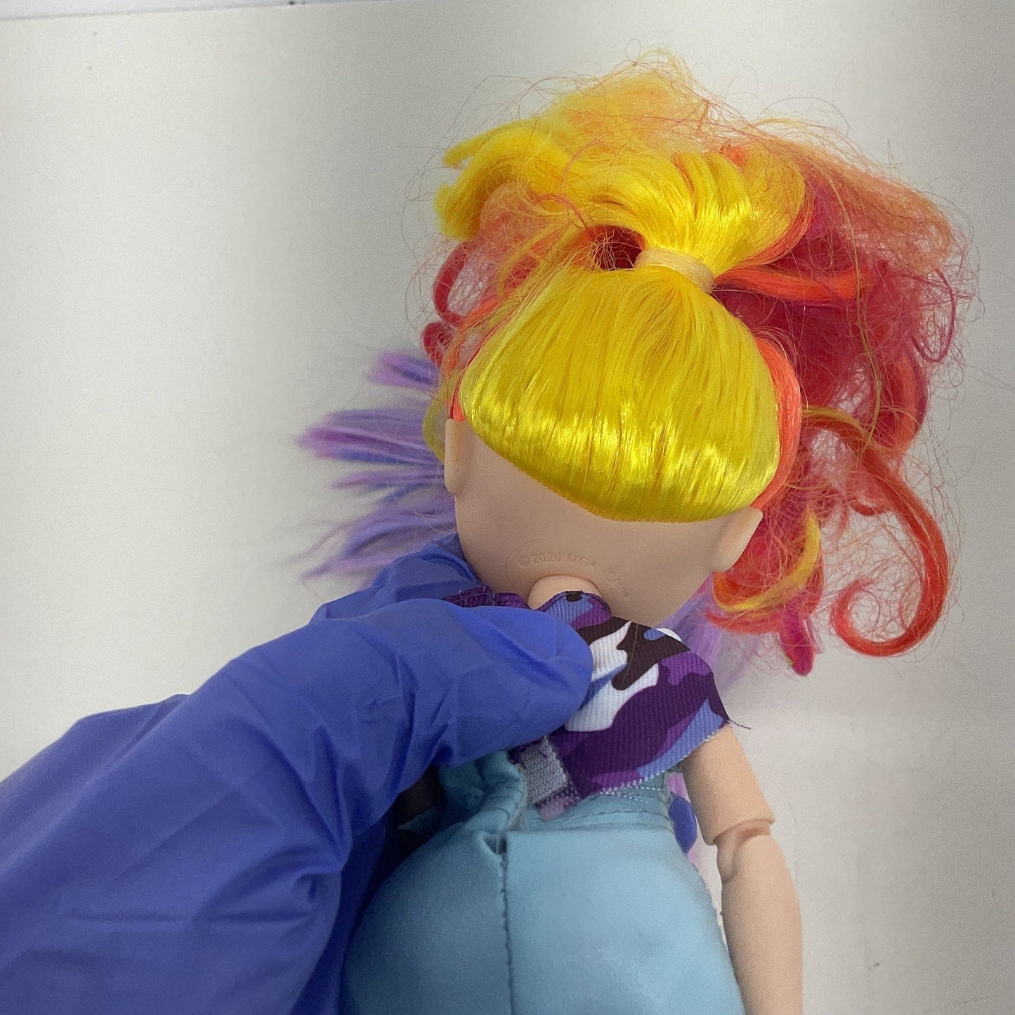 MGA LOT 2 Rainbow High Loose Fashion Play Dolls Purple Red Hair - Warehouse Toys