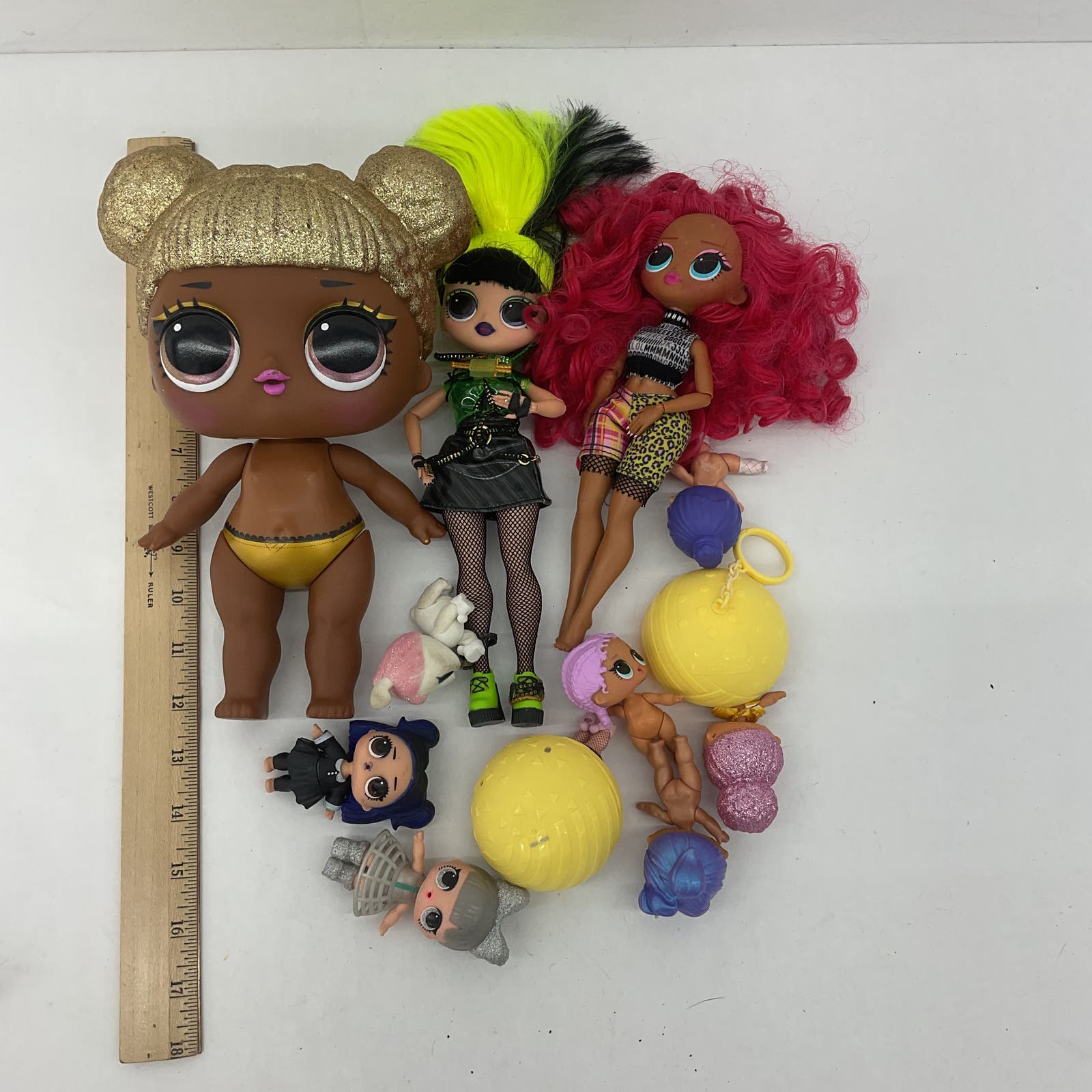 MGA OMG LOL Surprise! Fashion Dolls Loose Used Toys Figures - Warehouse Toys