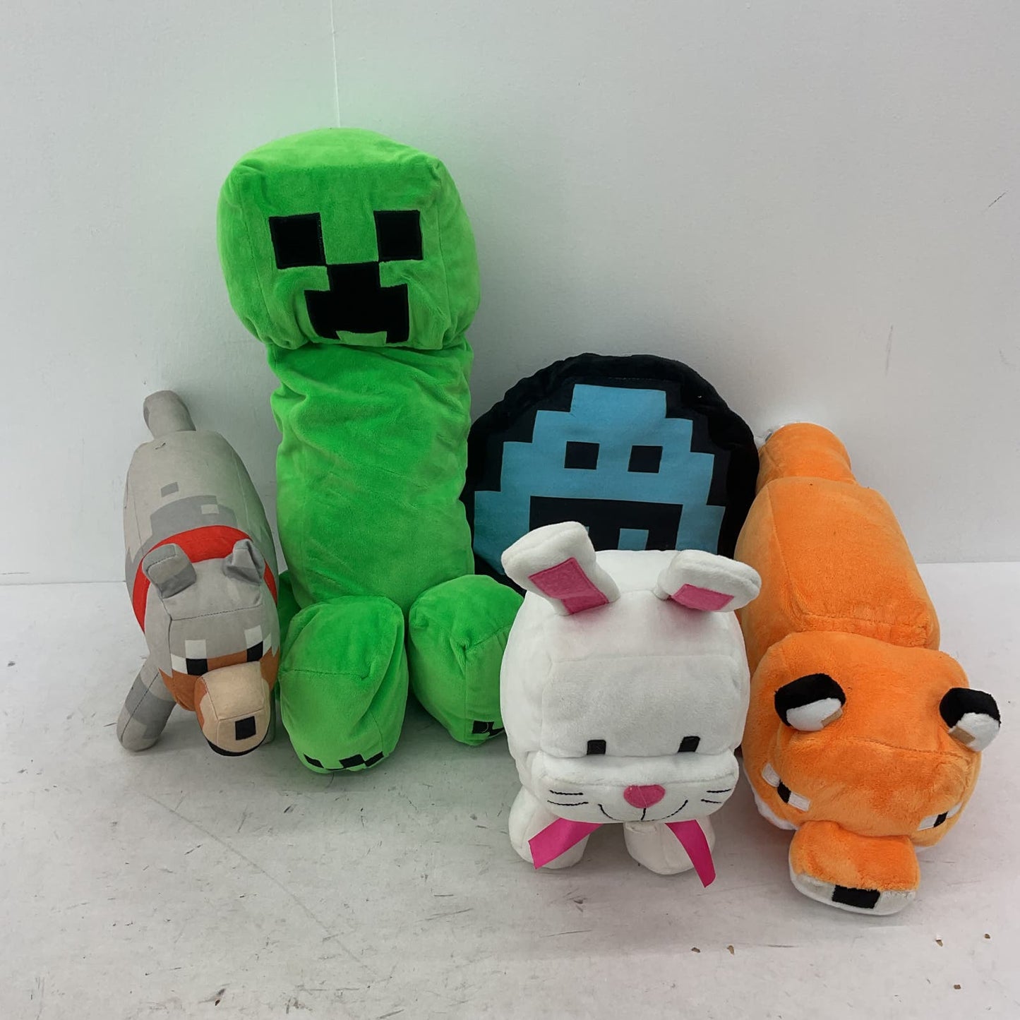 Minecraft Green Pink Blue Stuffed Animal Plush Toy Lot - Warehouse Toys