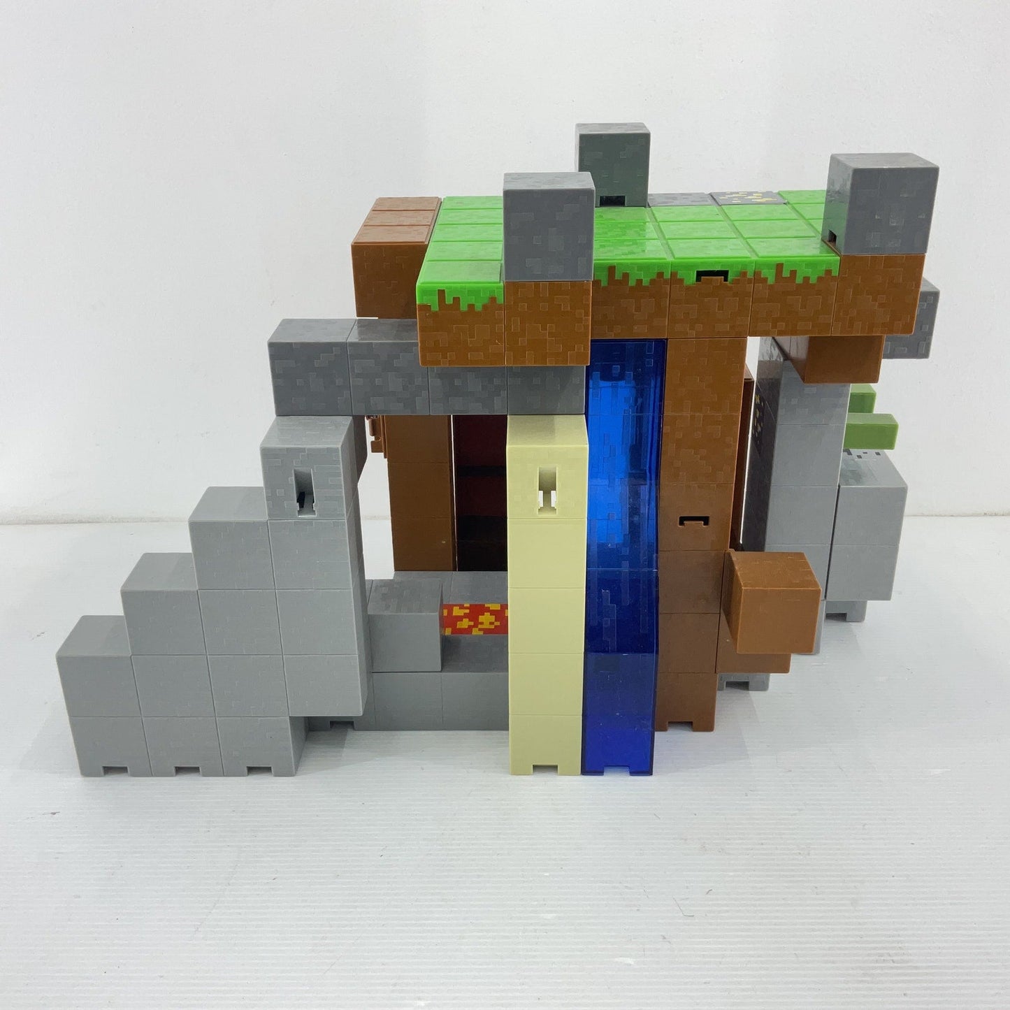 Minecraft Survival Mode Action Figure Playset Main Base Incomplete Preowned - Warehouse Toys