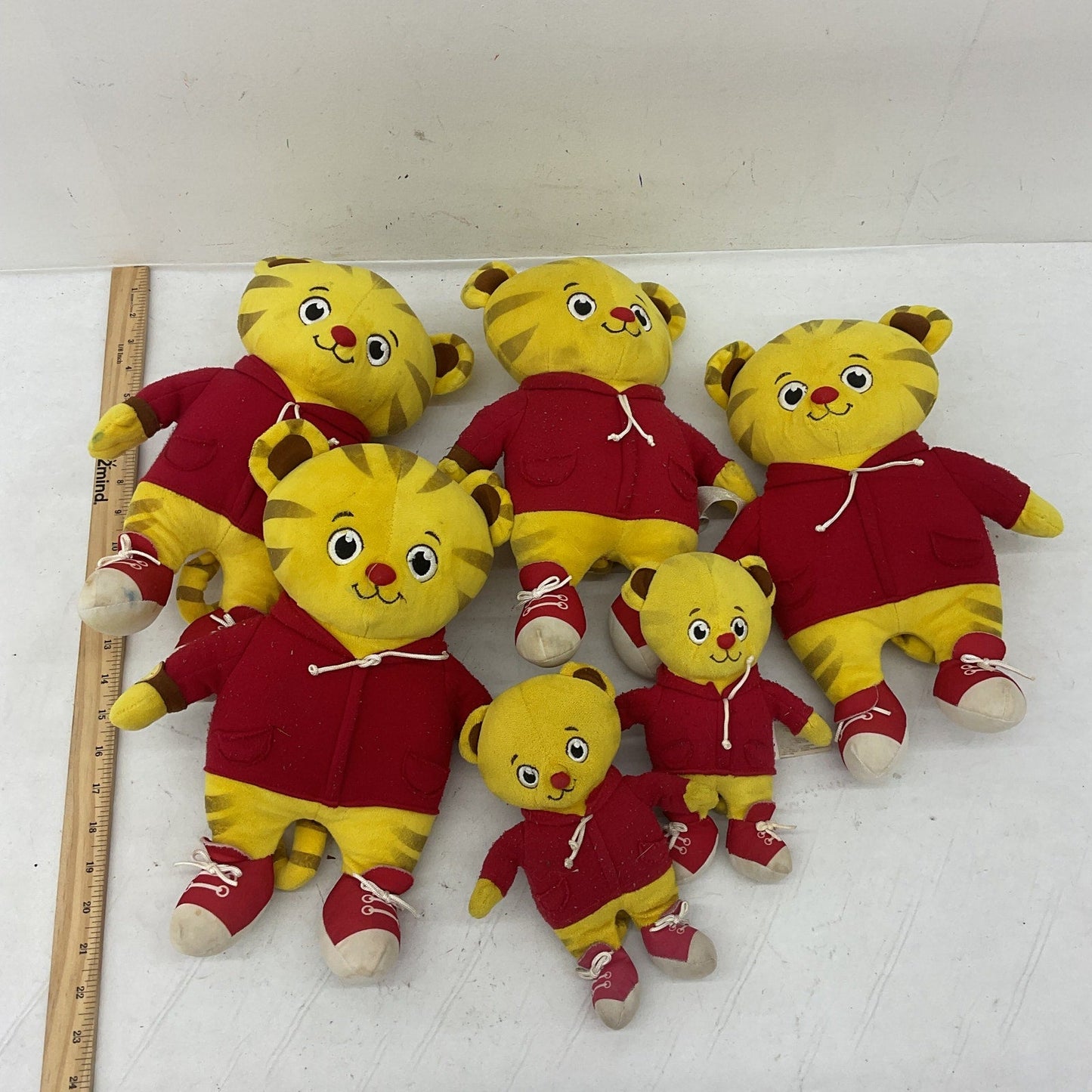 Mister Rogers Daniel Tiger Character Plush Dolls Stuffed Animals Preowned LOT - Warehouse Toys